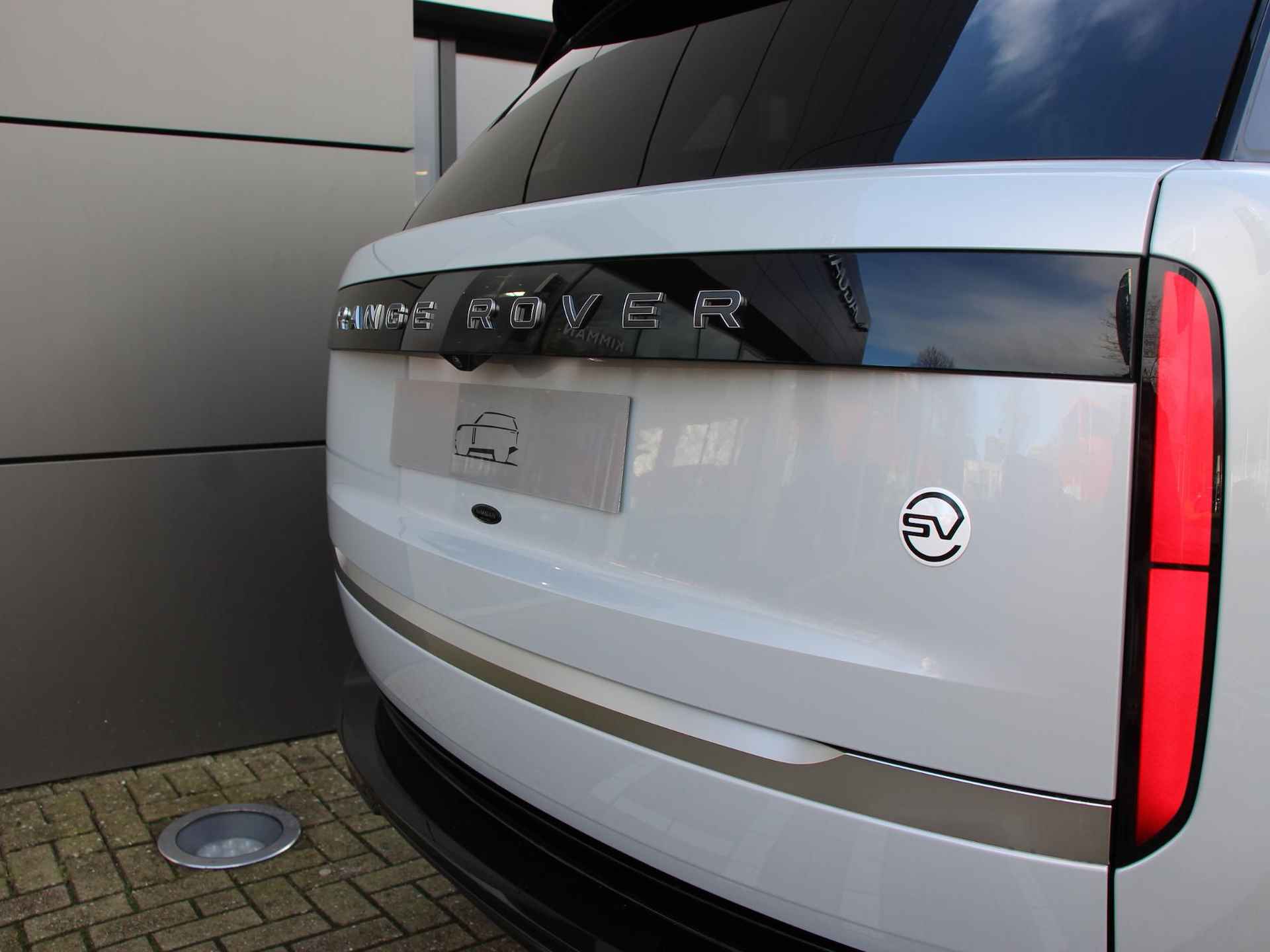 Land Rover Range Rover P550e SV PHEV *NIEUW UIT VOORRAAD* - 9/43