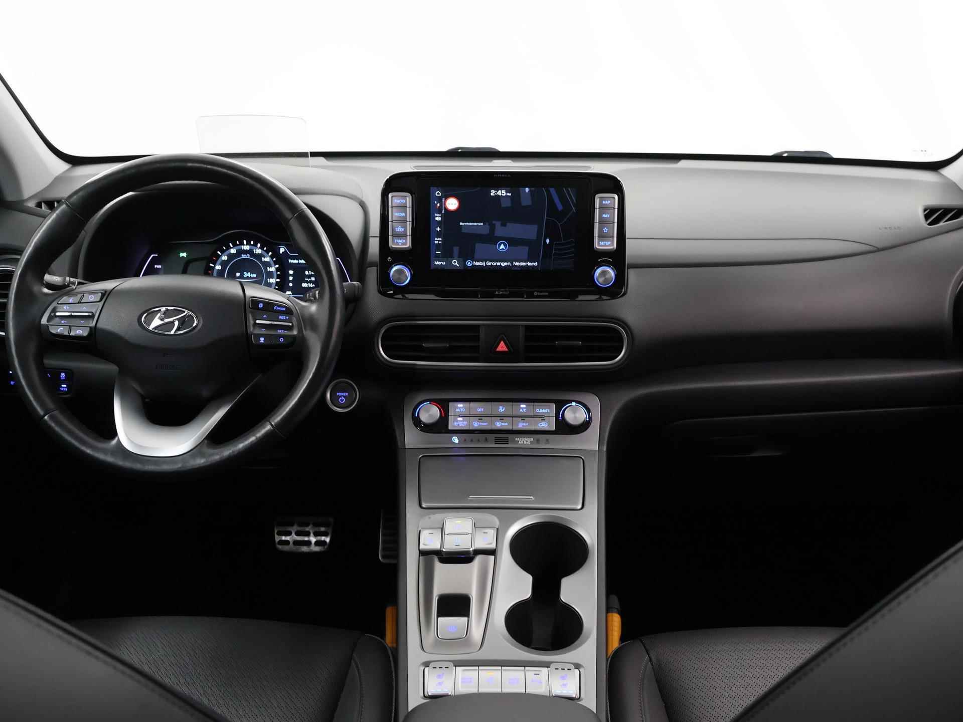 Hyundai Kona EV Premium 64 kWh | Schuif/Kantel dak | Navigatie | Camera | Stoelverwarming/Koeling | HUD | Lederen bekleding | Ele. verstelbare stoelen | Apple CarPlay | Krell Audio | - 9/48