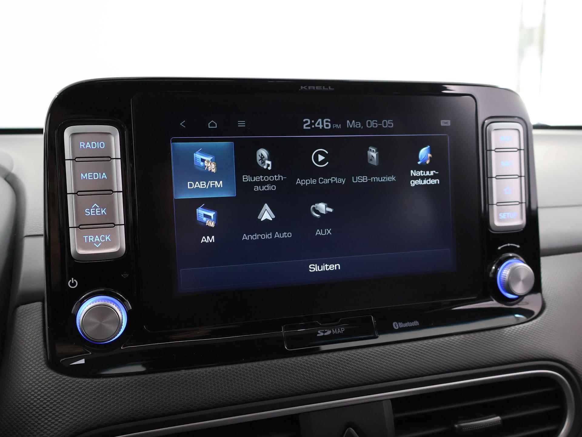 Hyundai Kona EV Premium 64 kWh | Schuif/Kantel dak | Navigatie | Camera | Stoelverwarming/Koeling | HUD | Lederen bekleding | Ele. verstelbare stoelen | Apple CarPlay | Krell Audio | - 18/48