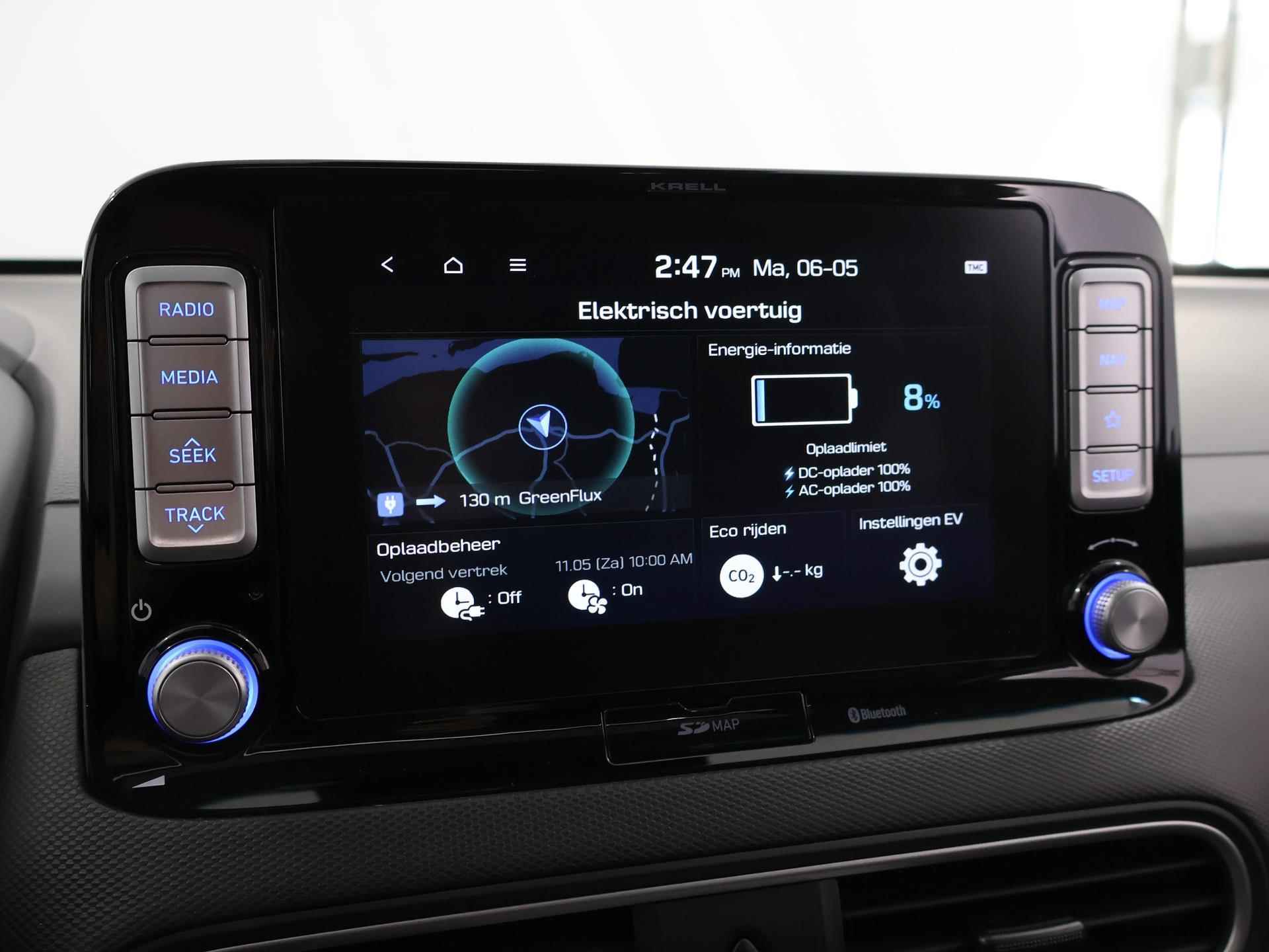 Hyundai Kona EV Premium 64 kWh | Schuif/Kantel dak | Navigatie | Camera | Stoelverwarming/Koeling | HUD | Lederen bekleding | Ele. verstelbare stoelen | Apple CarPlay | Krell Audio | - 20/48