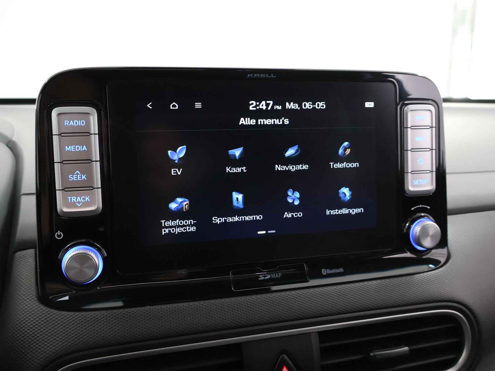 Hyundai Kona EV Premium 64 kWh | Schuif/Kantel dak | Navigatie | Camera | Stoelverwarming/Koeling | HUD | Lederen bekleding | Ele. verstelbare stoelen | Apple CarPlay | Krell Audio | - 25/48