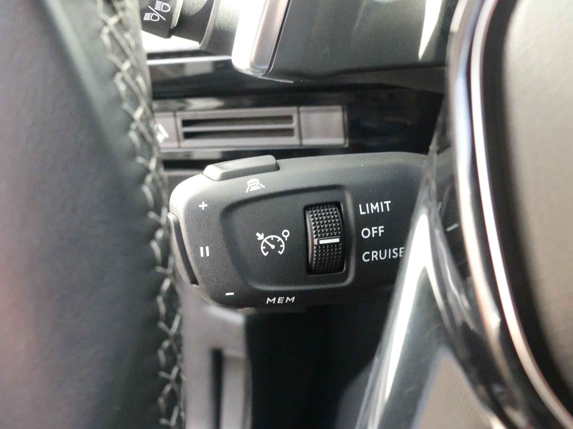 Peugeot 508 SW 1.6 PureTech 180PK Allure | ADAPT. CRUISE | ADAPT. LED |PRIVACY GLASS | KEYLESS START | NAVI | - 22/36