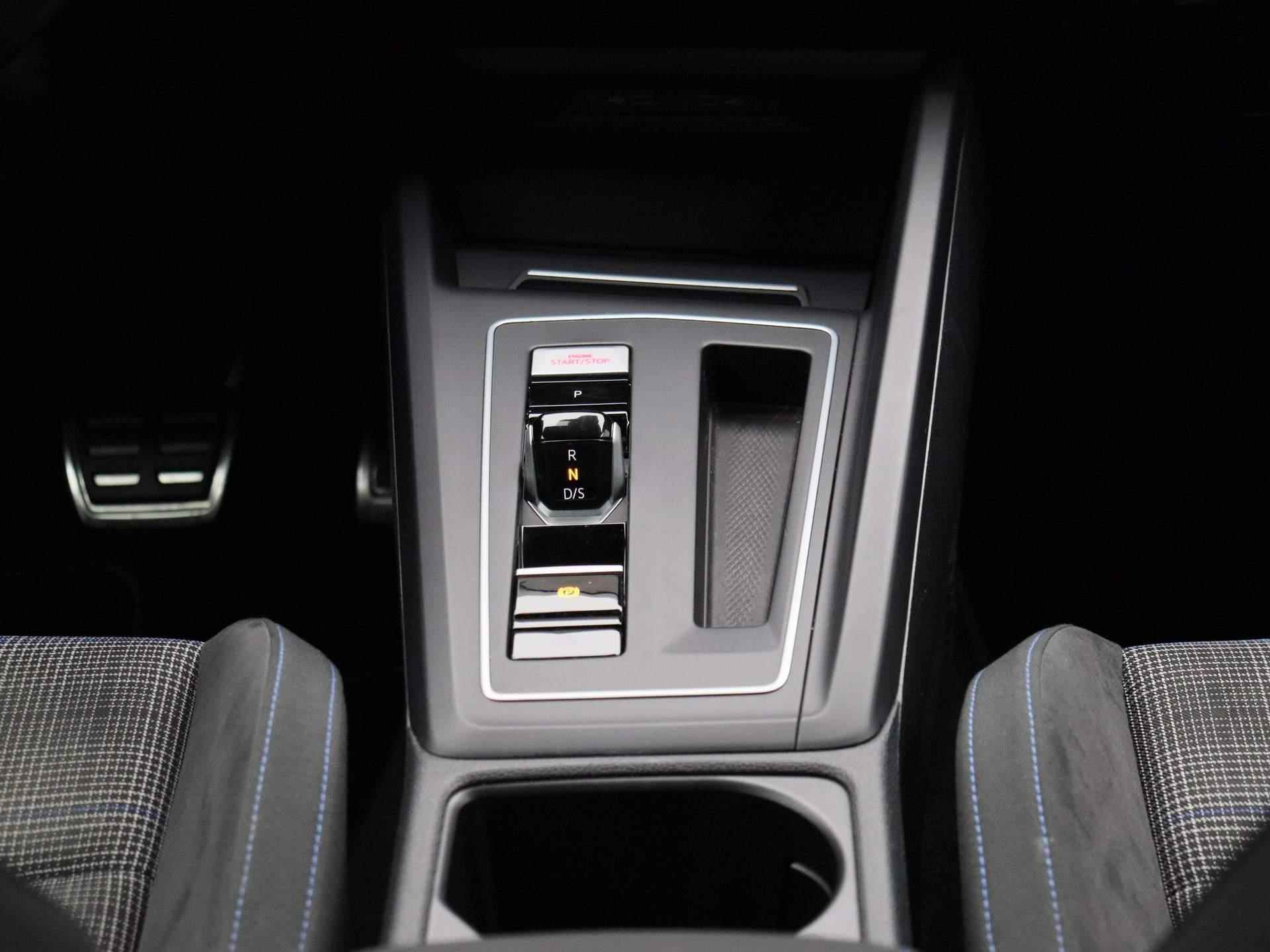 Volkswagen Golf 1.4 eHybrid GTE 245 PK | Automaat | Navigatie | Adaptive Cruise Control | Climate Control | Stoelverwarming | Parkeersensoren | Virtual Cockpit | Rijprofielen | LED | Lichtmetalen velgen | - 11/43