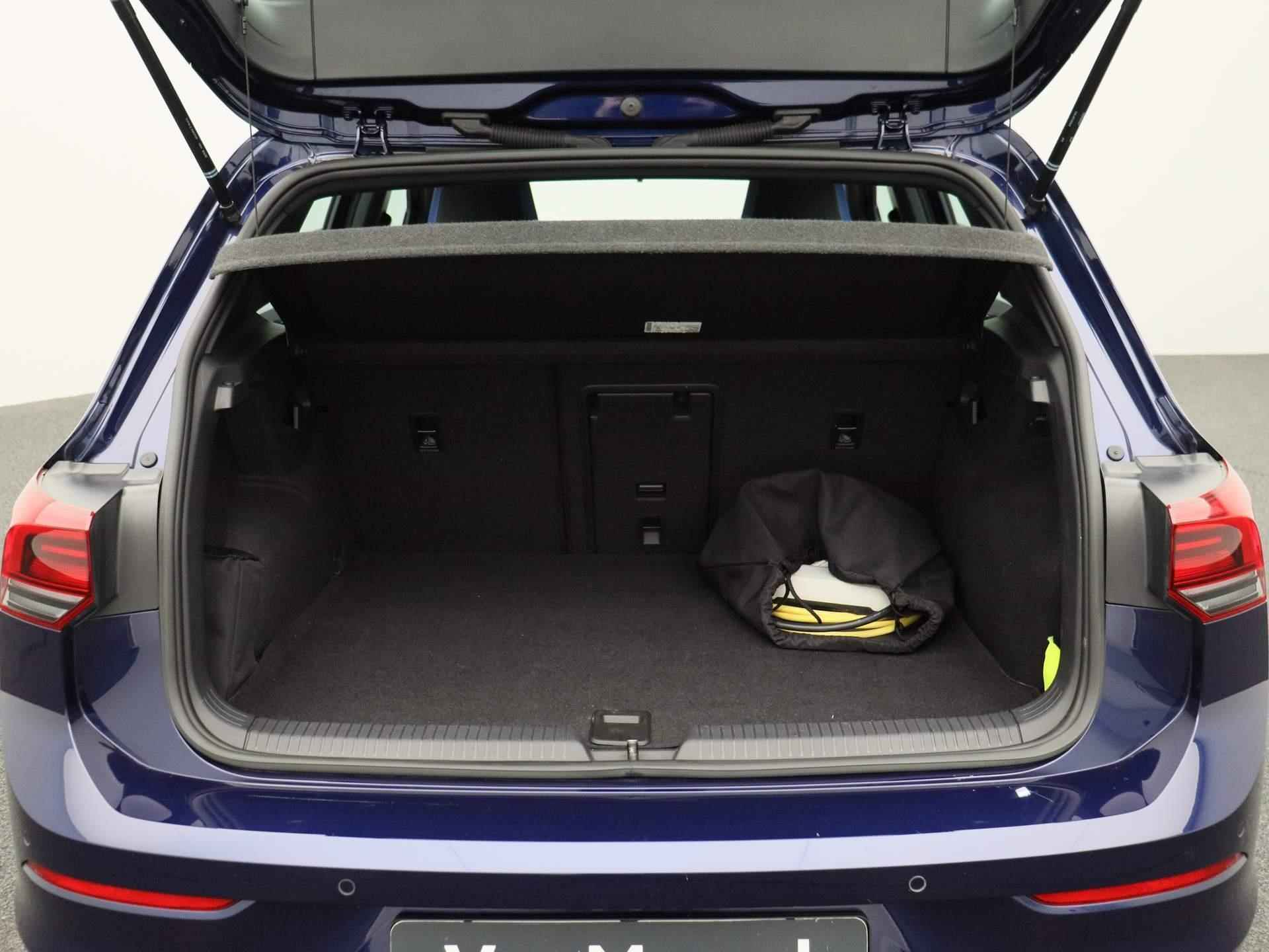 Volkswagen Golf 1.4 eHybrid GTE 245 PK | Automaat | Navigatie | Adaptive Cruise Control | Climate Control | Stoelverwarming | Parkeersensoren | Virtual Cockpit | Rijprofielen | LED | Lichtmetalen velgen | - 39/43
