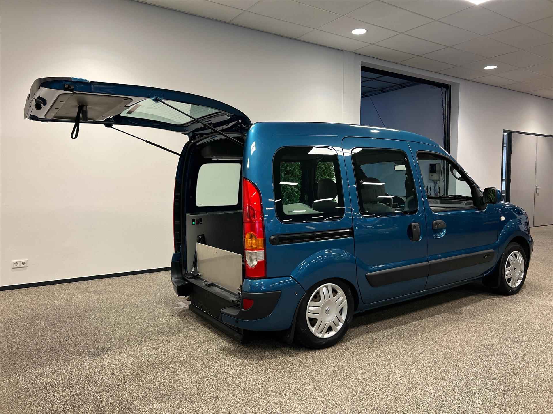 Renault Kangoo Rolstoelauto Automaat (airco) 3+1 - 6/35