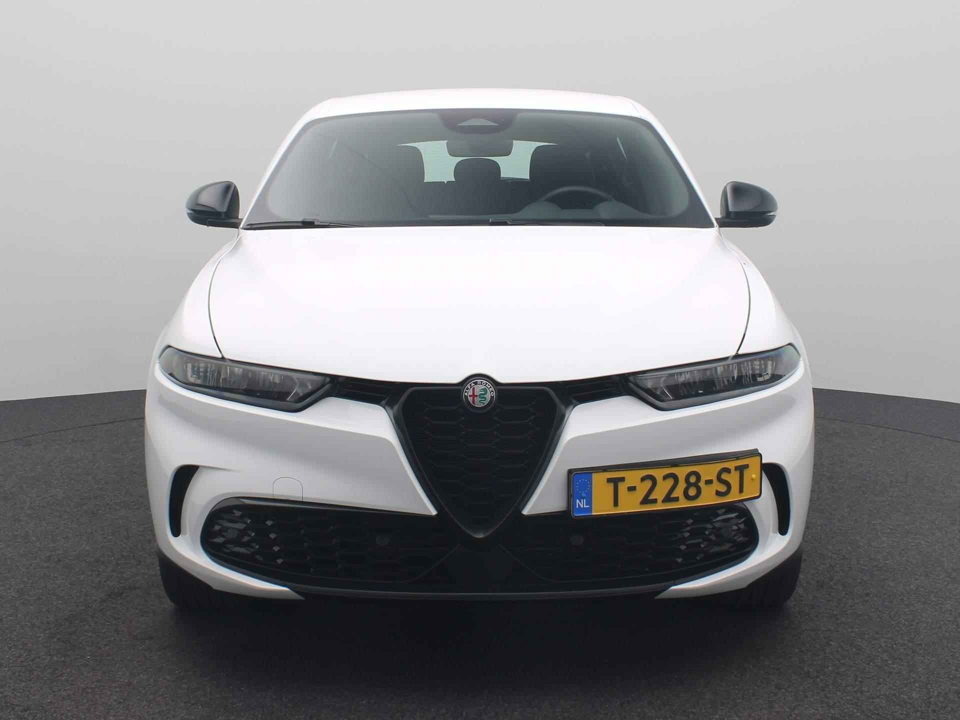 Alfa Romeo Tonale 1.5T Hybrid Sprint | Navigatie | Climate control| Parkeersensoren | Apple carplay / Android auto - 20/30