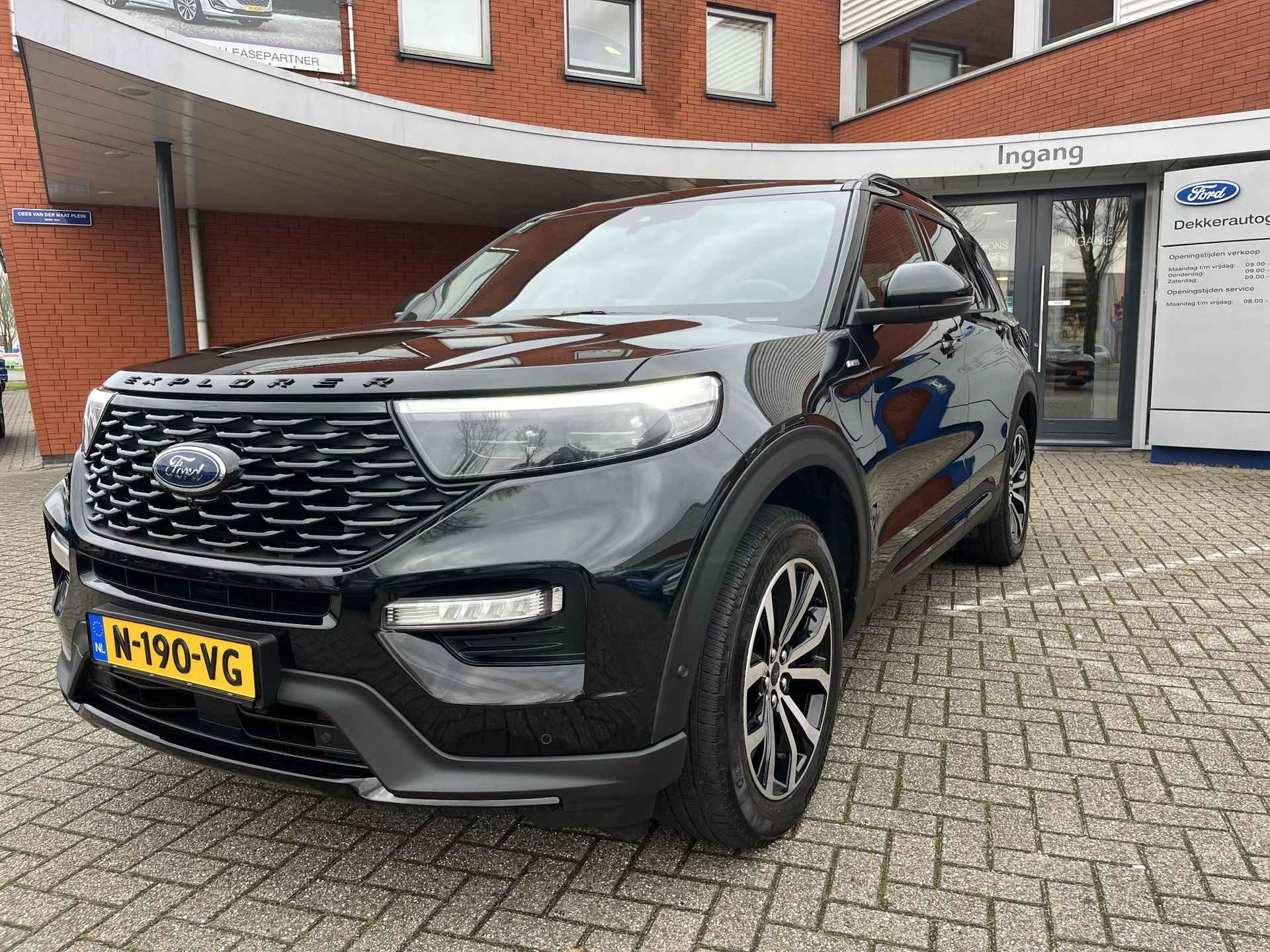 Ford Explorer 3.0 V6 EcoBoost PHEV ST-Line TREKHAAK - 2/36