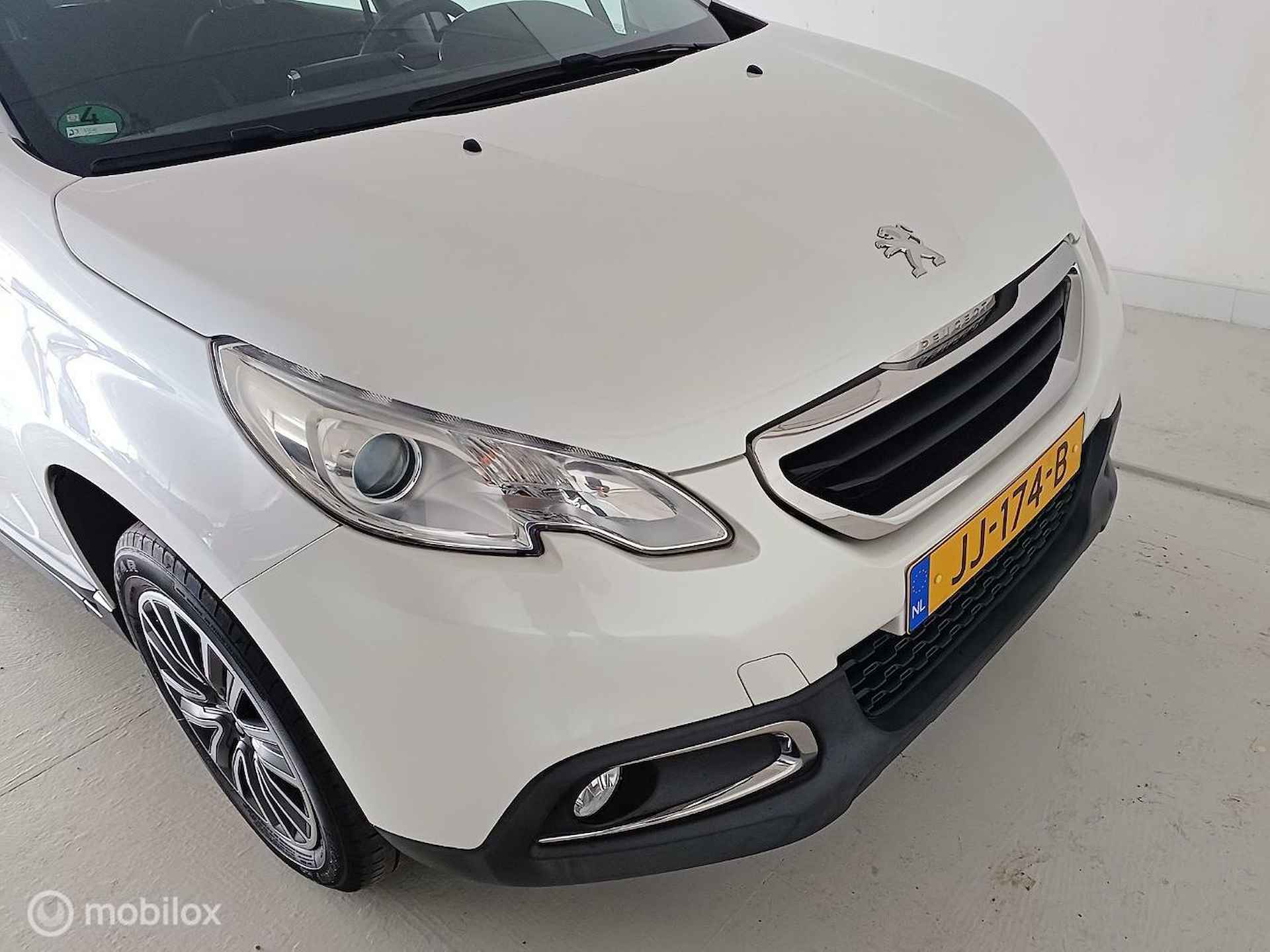 Peugeot 2008 Blue Lion NAV|Panorama|Cruise Control - 13/16