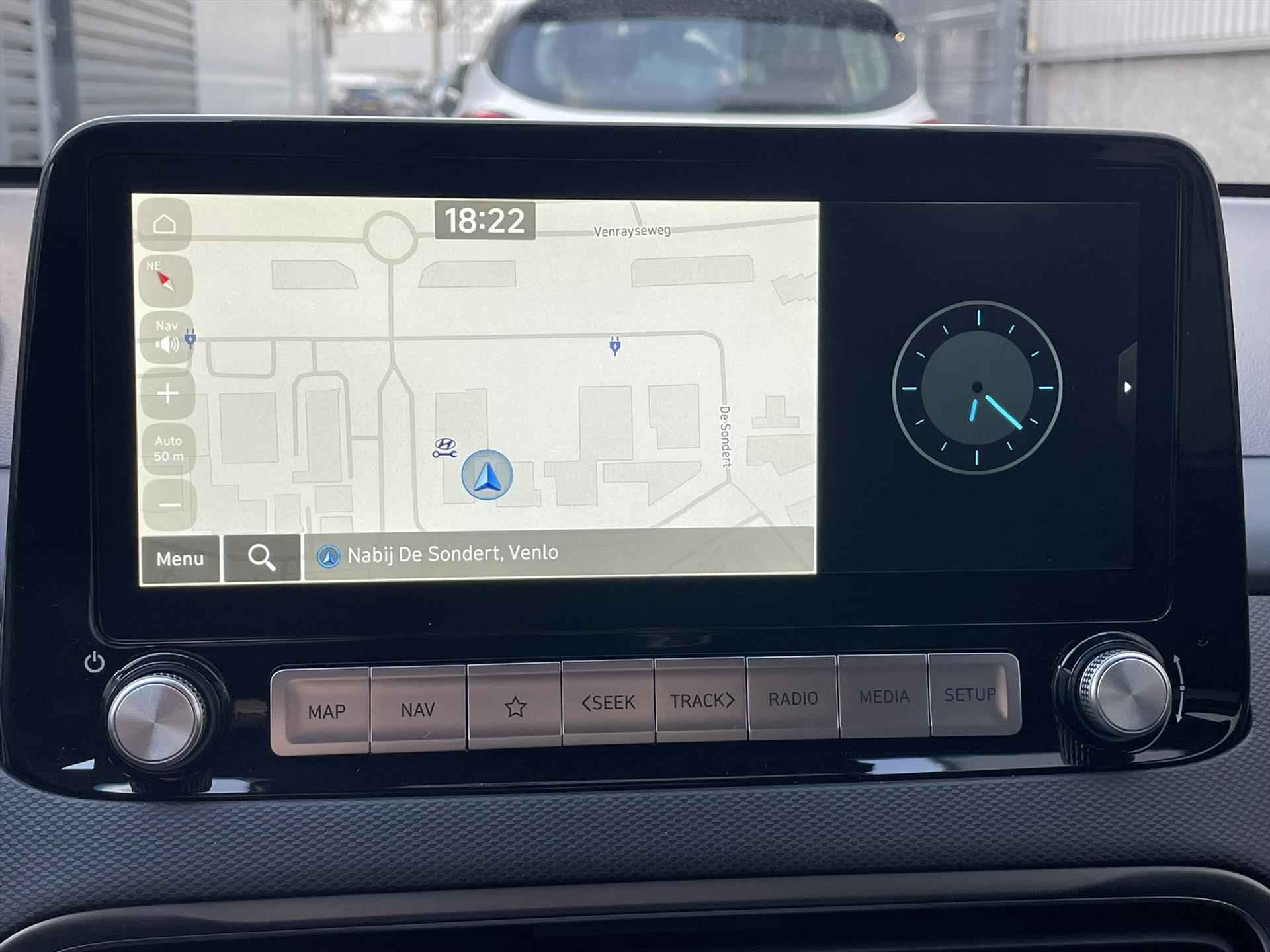 Hyundai Kona EV 204pk 2WD Aut. Fashion | Head-up Display | Navi | Apple Carplay & Android Auto | Camera - 20/42