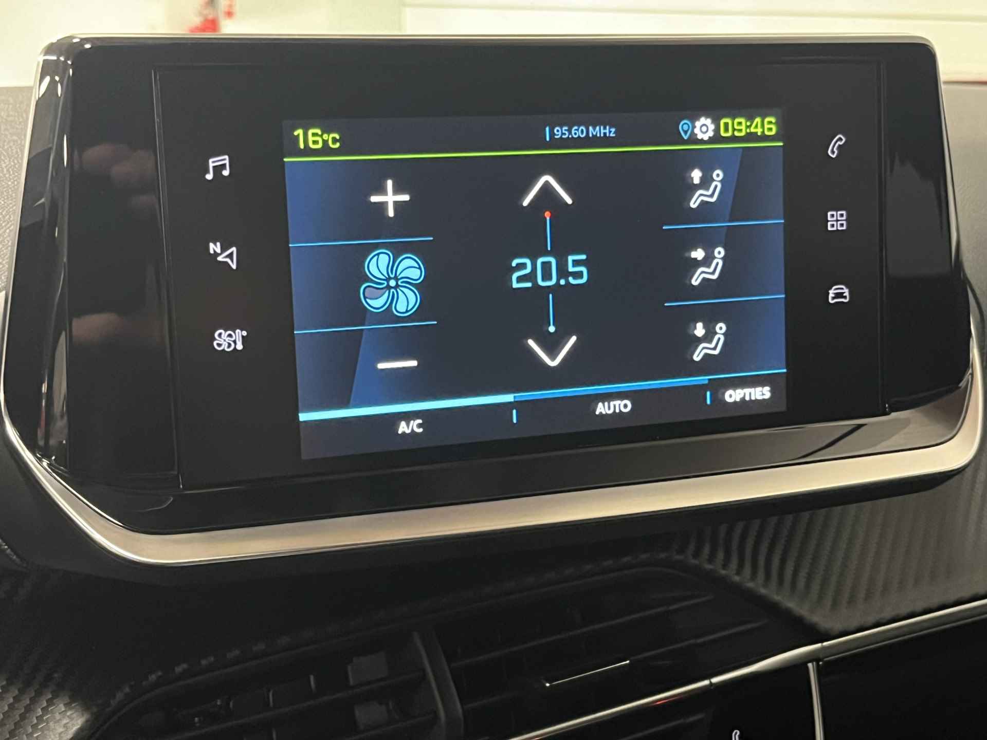 Peugeot e-2008 EV Allure Pack 50 kWh | Stoelverwarming | Parkeercamera - 31/47