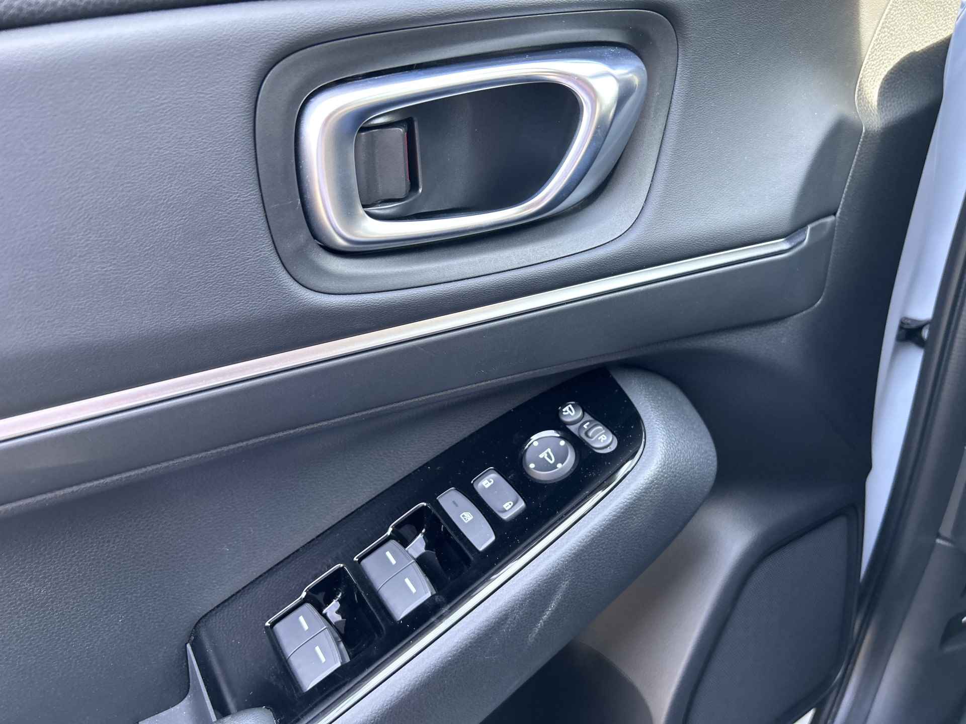 Honda HR-V 1.5 e:HEV Advance Dodehoekdetectie, Elek.achterklep, Stoel + Stuur verwarmd , All-in Rijklaarprijs - 14/27