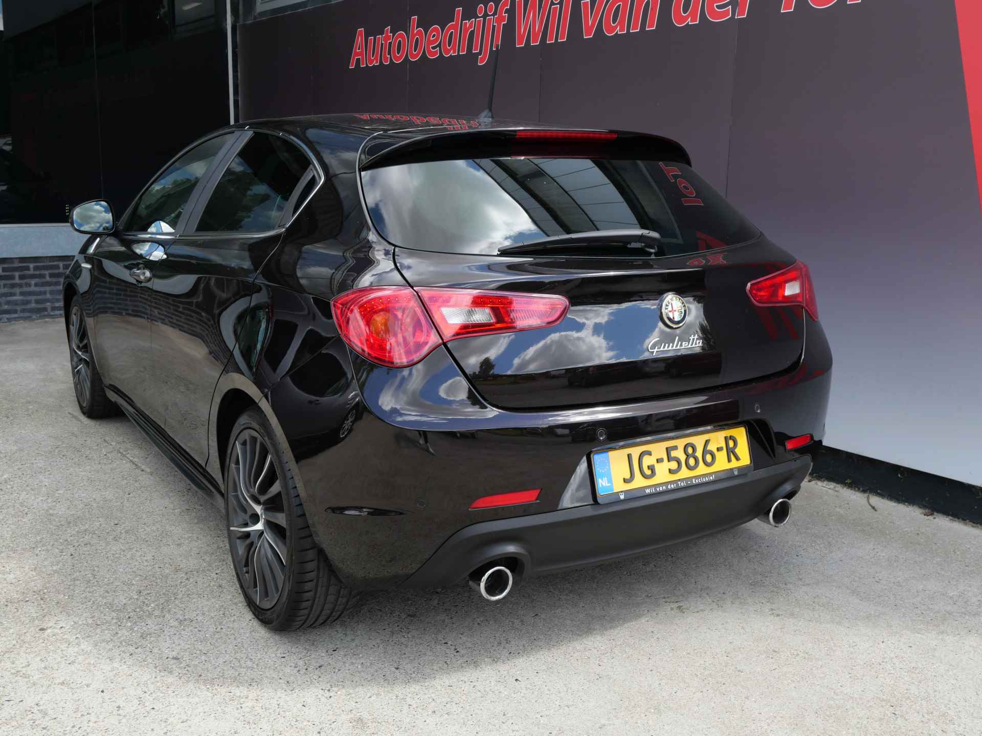 Alfa Romeo Giulietta 1.750 TBi QV | TCT-AUTOMAAT | SPORTSTOEL | CRUISE | 2e EIGENAAR | ALL-IN!! - 7/24