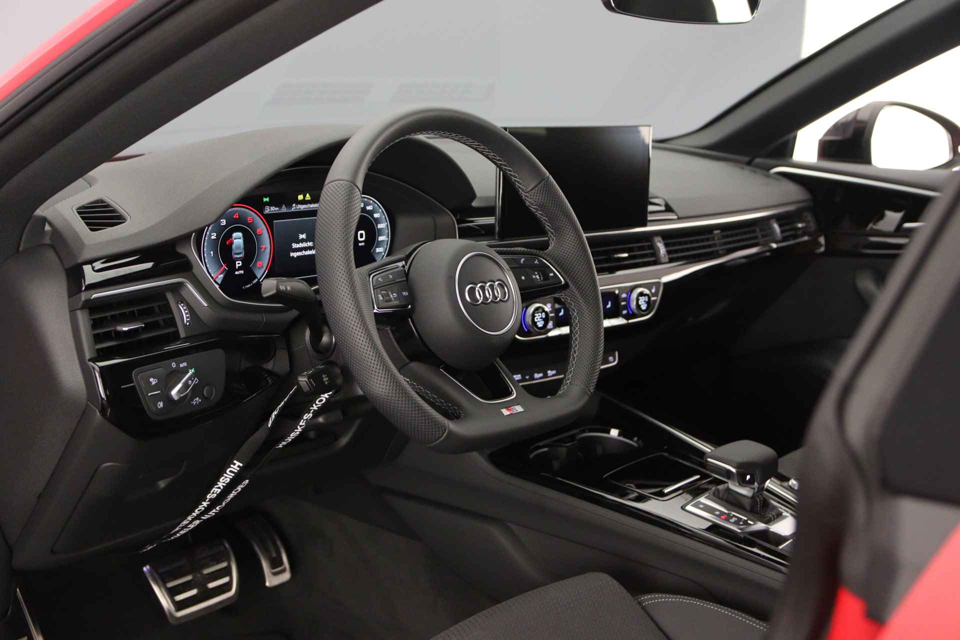 Audi A5 Sportback S edition 35 TFSI 150pk S-tronic panorama dak, 20" LM, matrix LED, zwart optiek pakket - 23/37