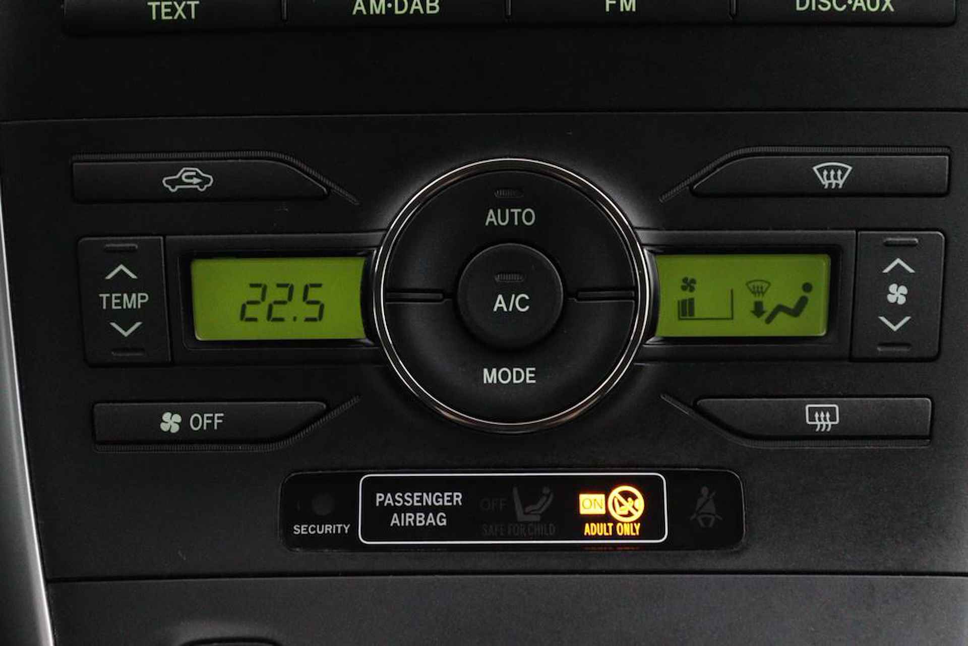 Toyota Auris 1.8 Full Hybrid Aspiration | Cruise Control | Climate Control | Trekhaak | Parkeersensoren Achter | - 14/42