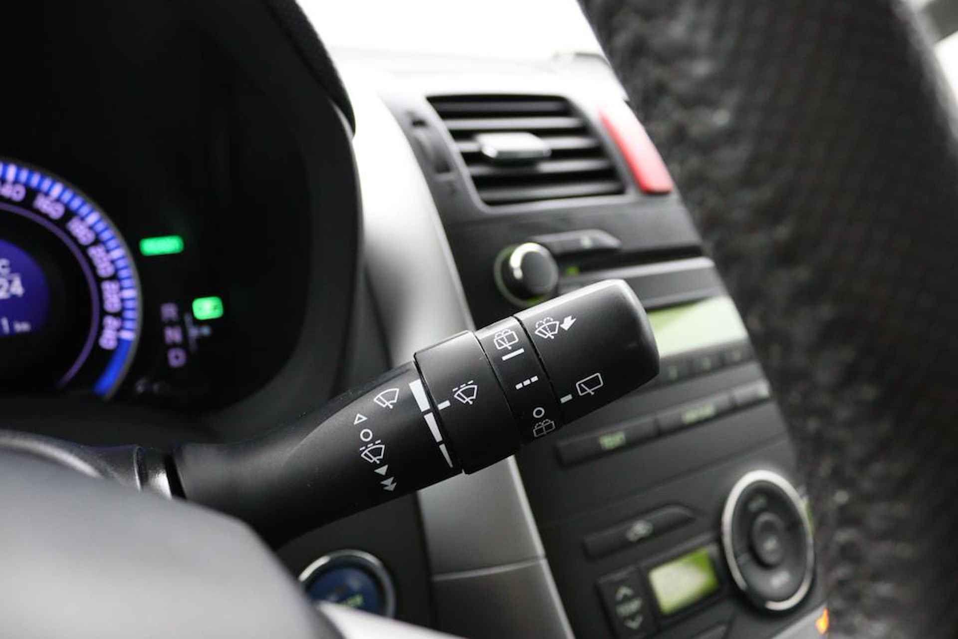 Toyota Auris 1.8 Full Hybrid Aspiration | Cruise Control | Climate Control | Trekhaak | Parkeersensoren Achter | - 21/42
