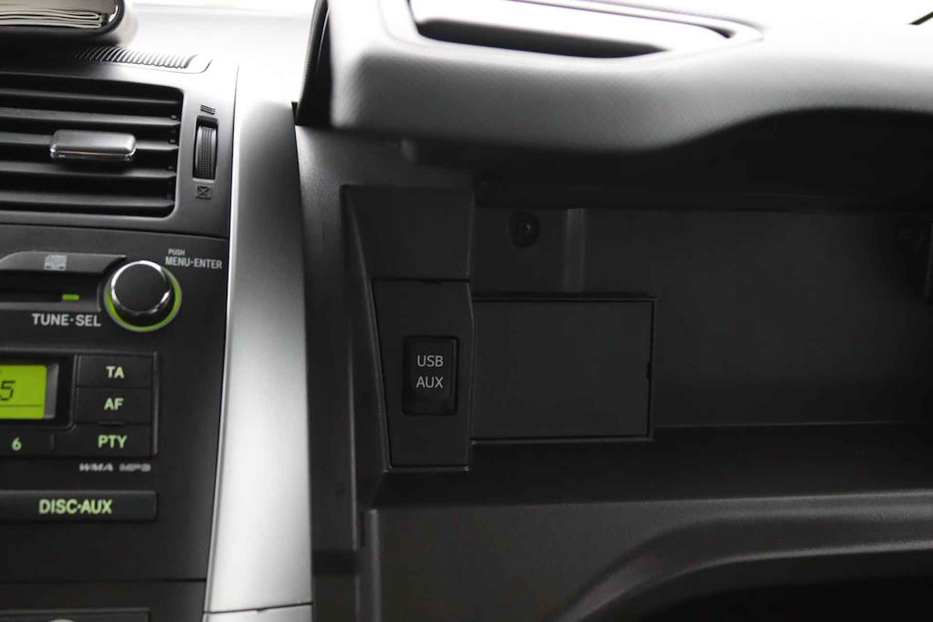 Toyota Auris 1.8 Full Hybrid Aspiration | Cruise Control | Climate Control | Trekhaak | Parkeersensoren Achter | - 36/42