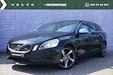 Volvo V60 1.6 T3 R-Design | afneembare Trekhaak | Navigatie | High Performance audio | Cruise control | 18" velgen |