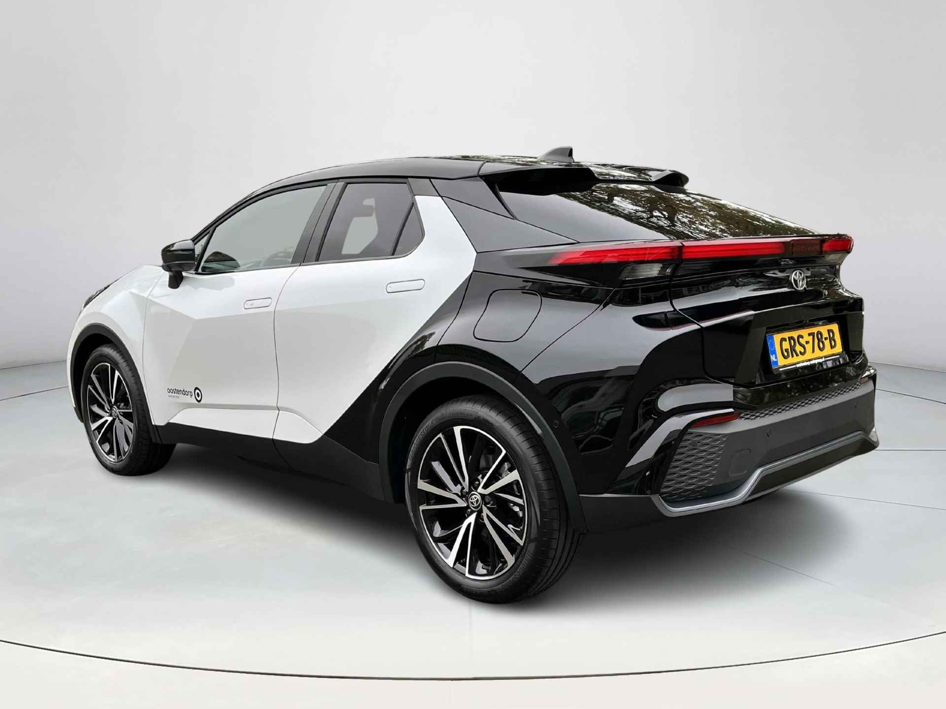 Toyota C-HR 2.0 Plug-in Hybrid 220 Première Edition | Demonstratievoertuig | Pearl White met zwart dak | - 4/29