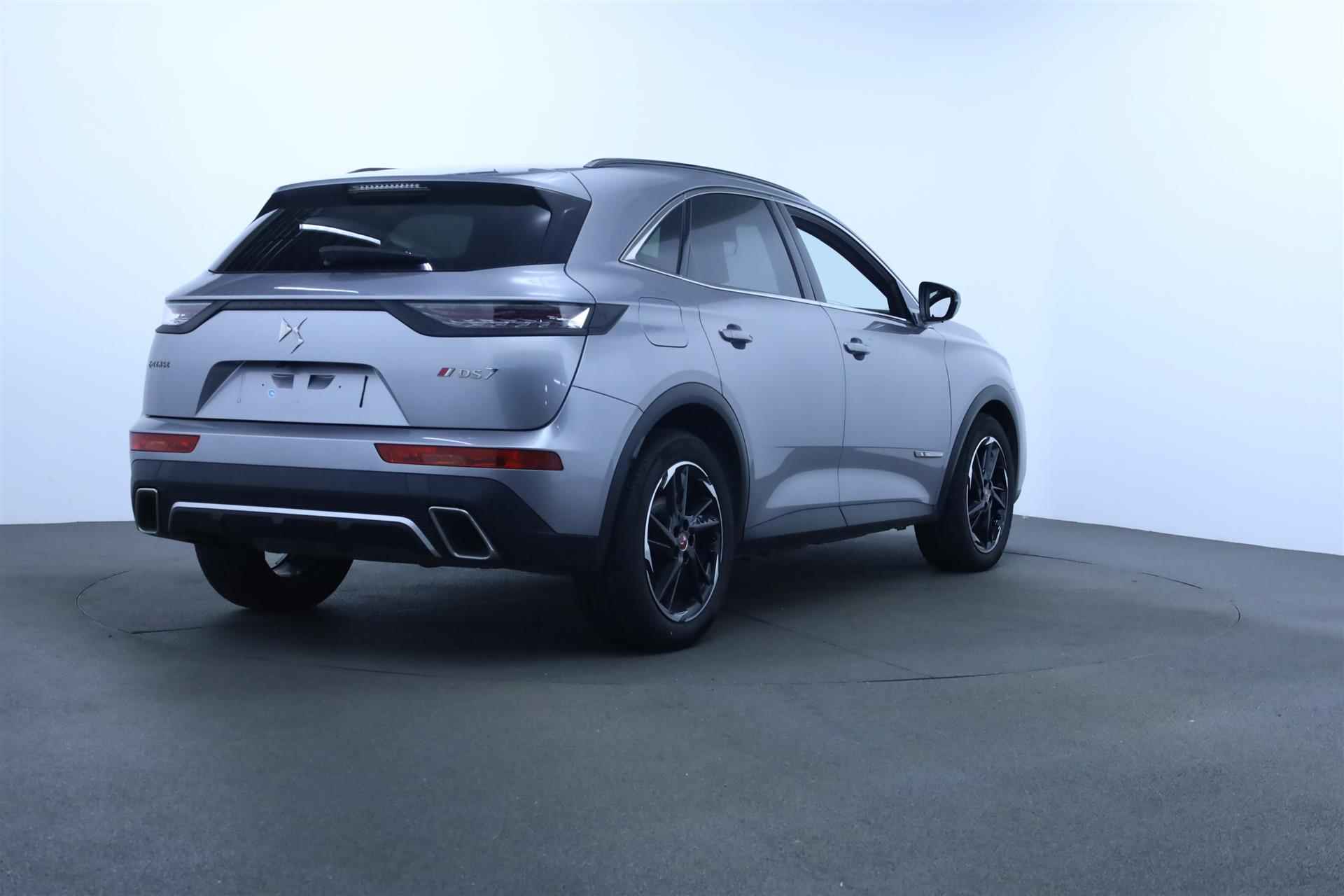 DS 7 Crossback E-Tense Performance Line 225PK Automaat | Camera | Leder/Alcantara | Keyless | LED | 18" Lichtmetaal | Parkeersensoren | Apple/Android Carplay | Clima | Cruise - 5/11