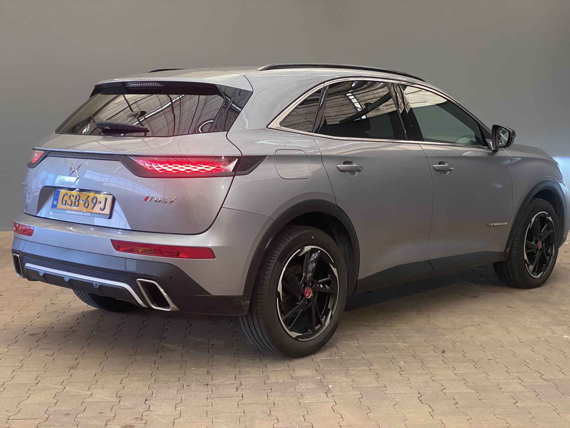 DS 7 Crossback E-Tense Performance Line 225PK Automaat | Camera | Leder/Alcantara | Keyless | LED | 18" Lichtmetaal | Parkeersensoren | Apple/Android Carplay | Clima | Cruise - 3/22