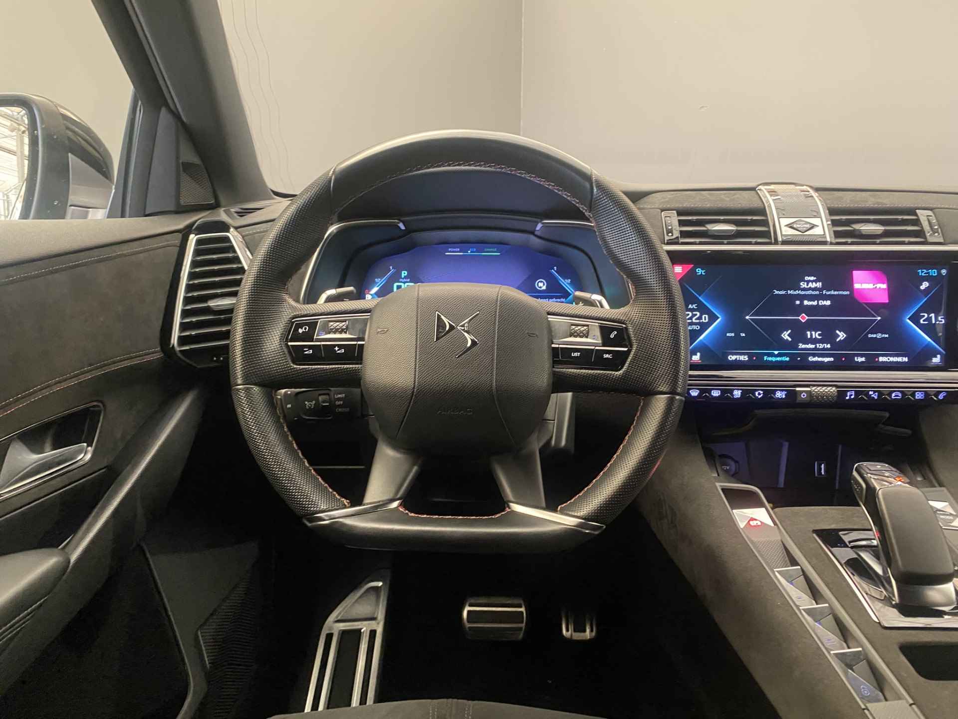 DS 7 Crossback E-Tense Performance Line 225PK Automaat | Camera | Leder/Alcantara | Keyless | LED | 18" Lichtmetaal | Parkeersensoren | Apple/Android Carplay | Clima | Cruise - 4/22