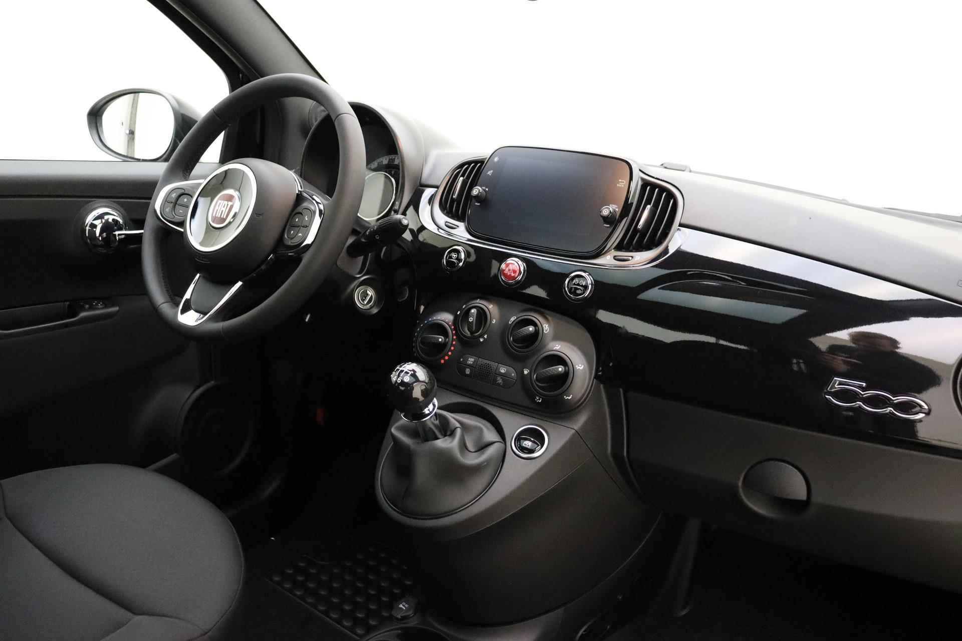 Fiat 500 1.0 Hybrid Dolcevita Finale | Snel leverbaar! | Apple Carplay/Android Auto | Panoramadak | Airco | Lichtmetalen velgen | Parkeersensoren achter | Cruise control - 8/29