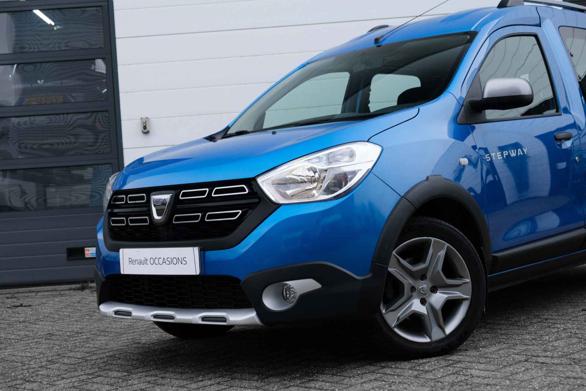 Dacia Dokker 1.2 TCe 115 PK STEPWAY |Trekhaak | Parkeersensoren met camera | NAVI | Cruise controle | incl. Bovag rijklaarpakket met 12 maanden garantie | - 17/43