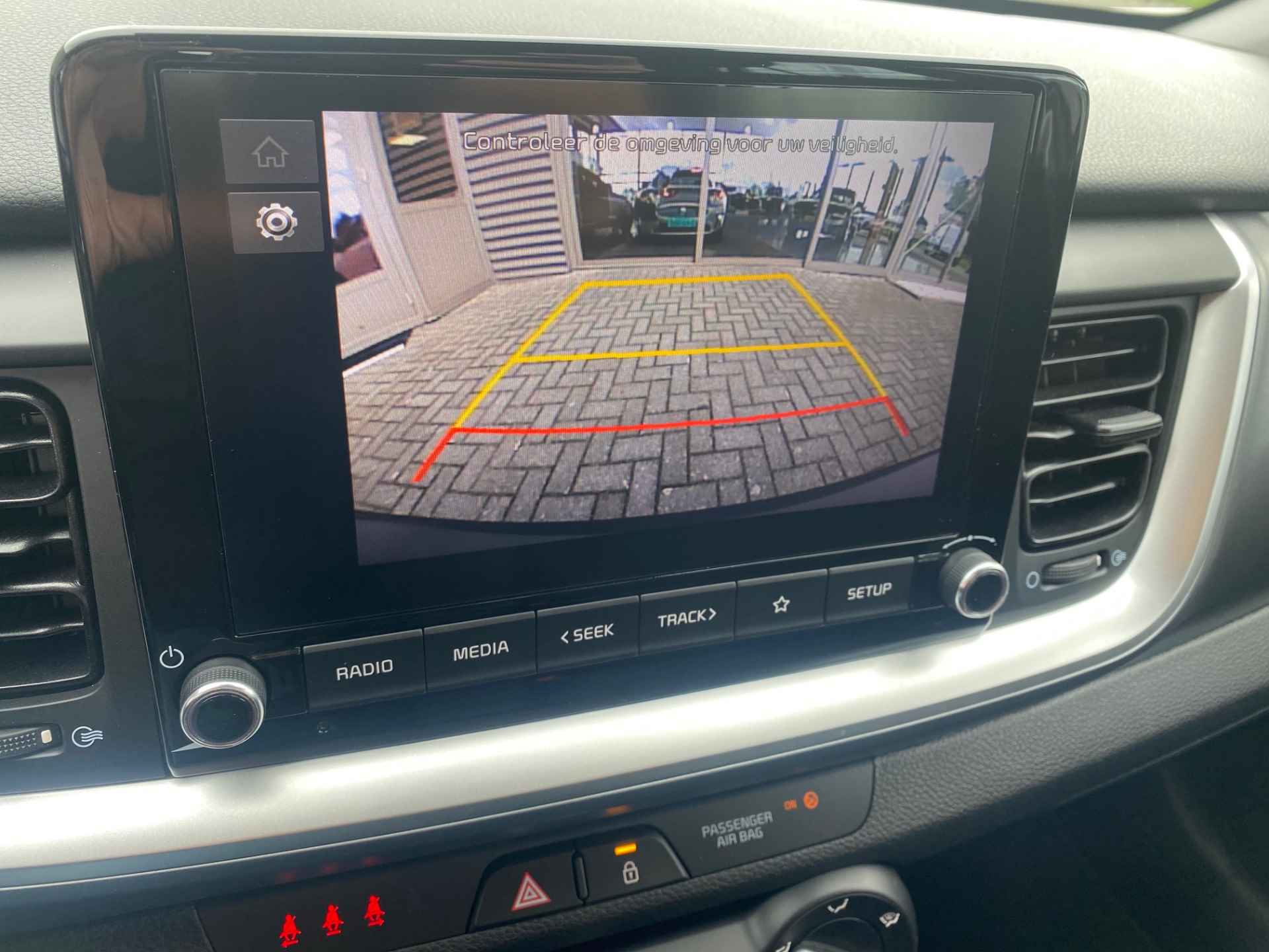 Kia Stonic 1.0 T-GDi MHEV 120 PK DynamicLine ACC Camera Navi DMV Apple Carplay Rijstrooksensor - 19/28