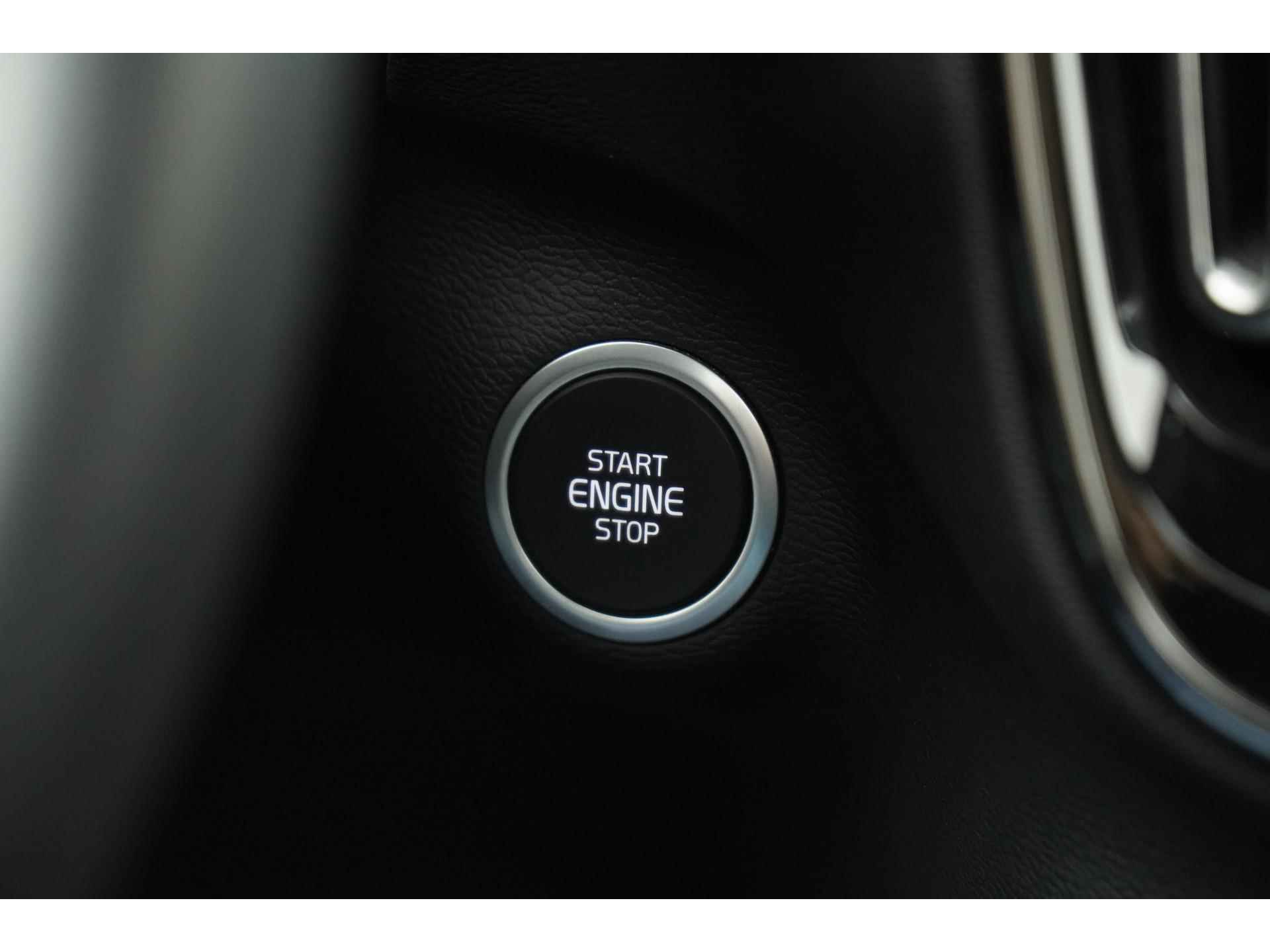 Volvo XC40 2.0 T4 Momentum Pro Automaat | Trekhaak | Panoramadak | Camera | Zondag Open! - 34/47