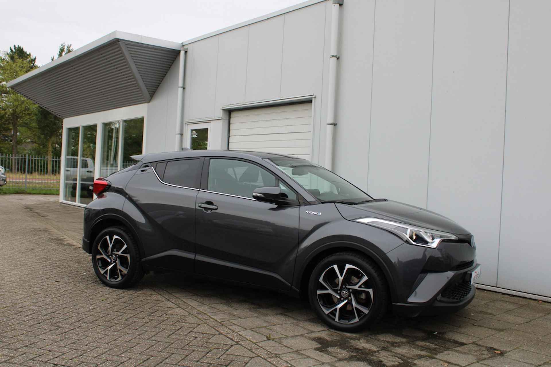 Toyota C-HR 1.8 Hybrid Dynamic - 4/28