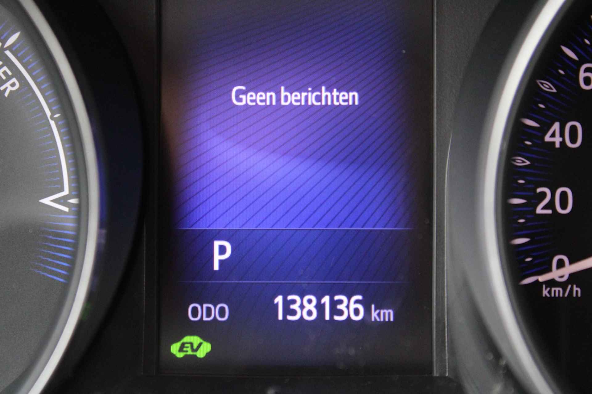 Toyota C-HR 1.8 Hybrid Dynamic - 28/28