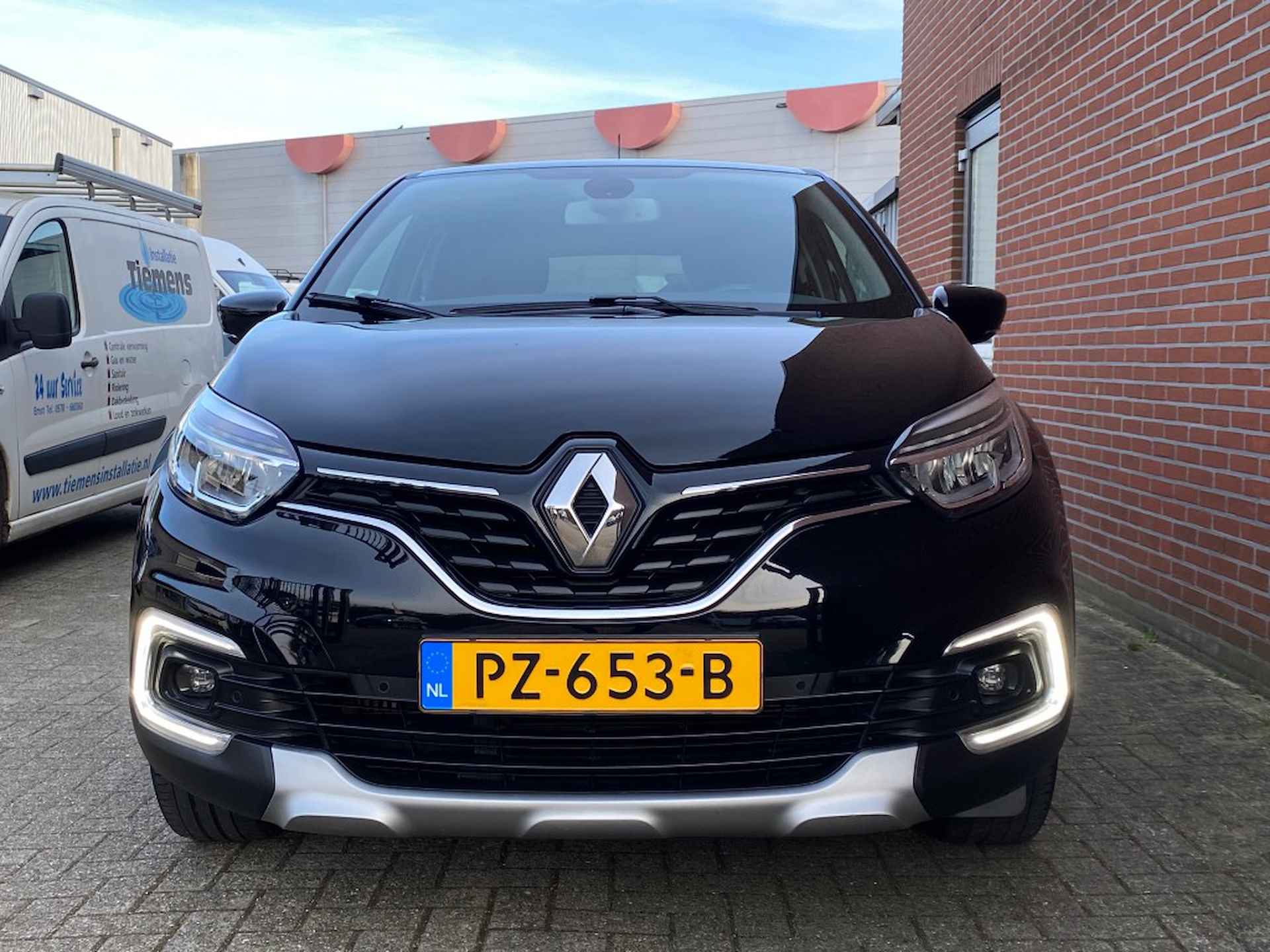 RENAULT Captur 0.9 TCE INTENS NAV BOSE CAMERA PDC CRUISE LMV CARPLAY TREKH - 28/29