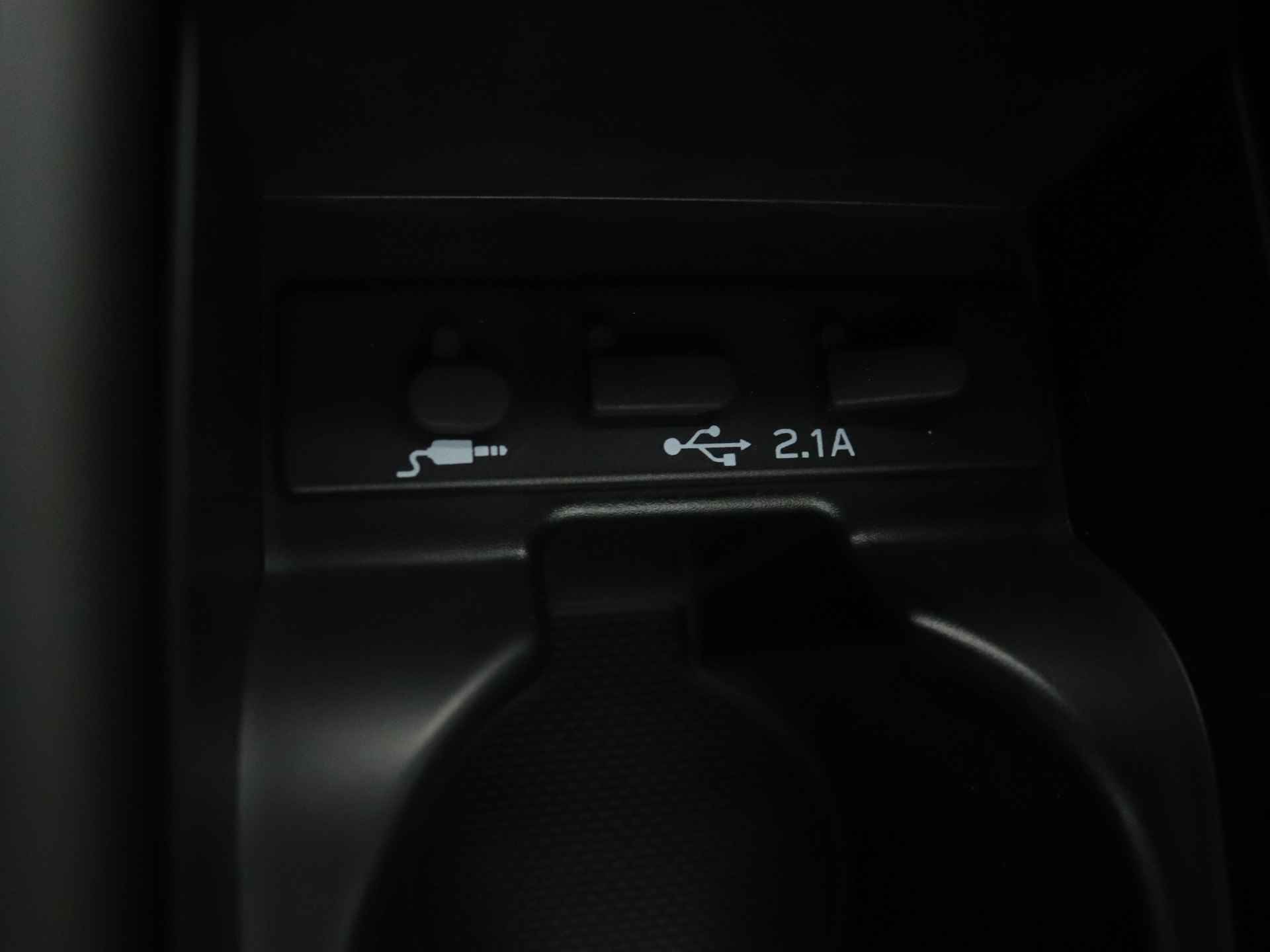 Toyota GR86 2.4 Premium Automaat | NL-Auto | Apple Carplay / Android Auto | Sportauto van het jaar | - 32/49