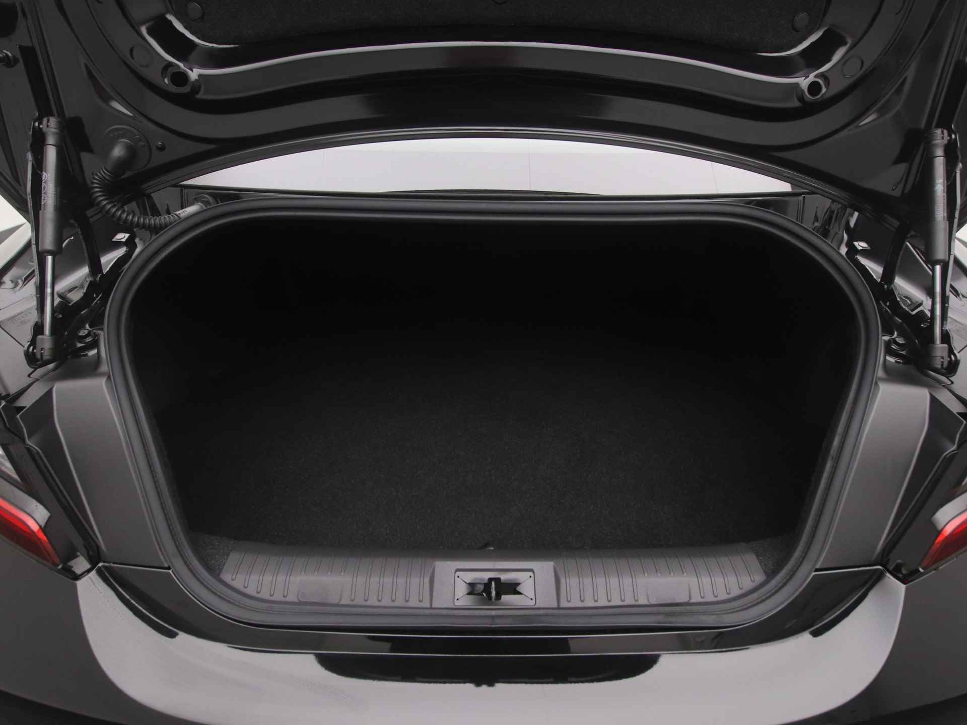 Toyota GR86 2.4 Premium Automaat | NL-Auto | Apple Carplay / Android Auto | Sportauto van het jaar | - 33/49