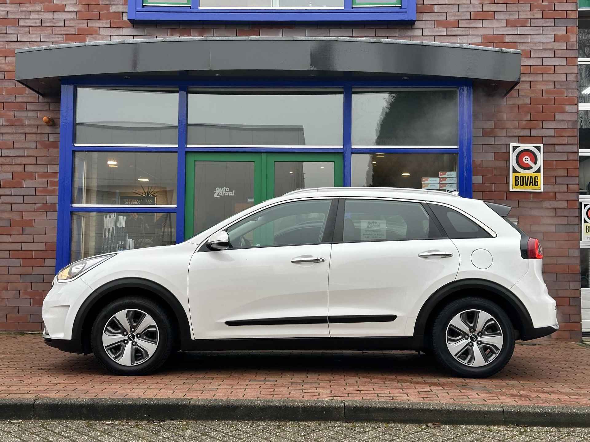 Kia Niro 1.6 GDi Hybrid DynamicLine - 21/27