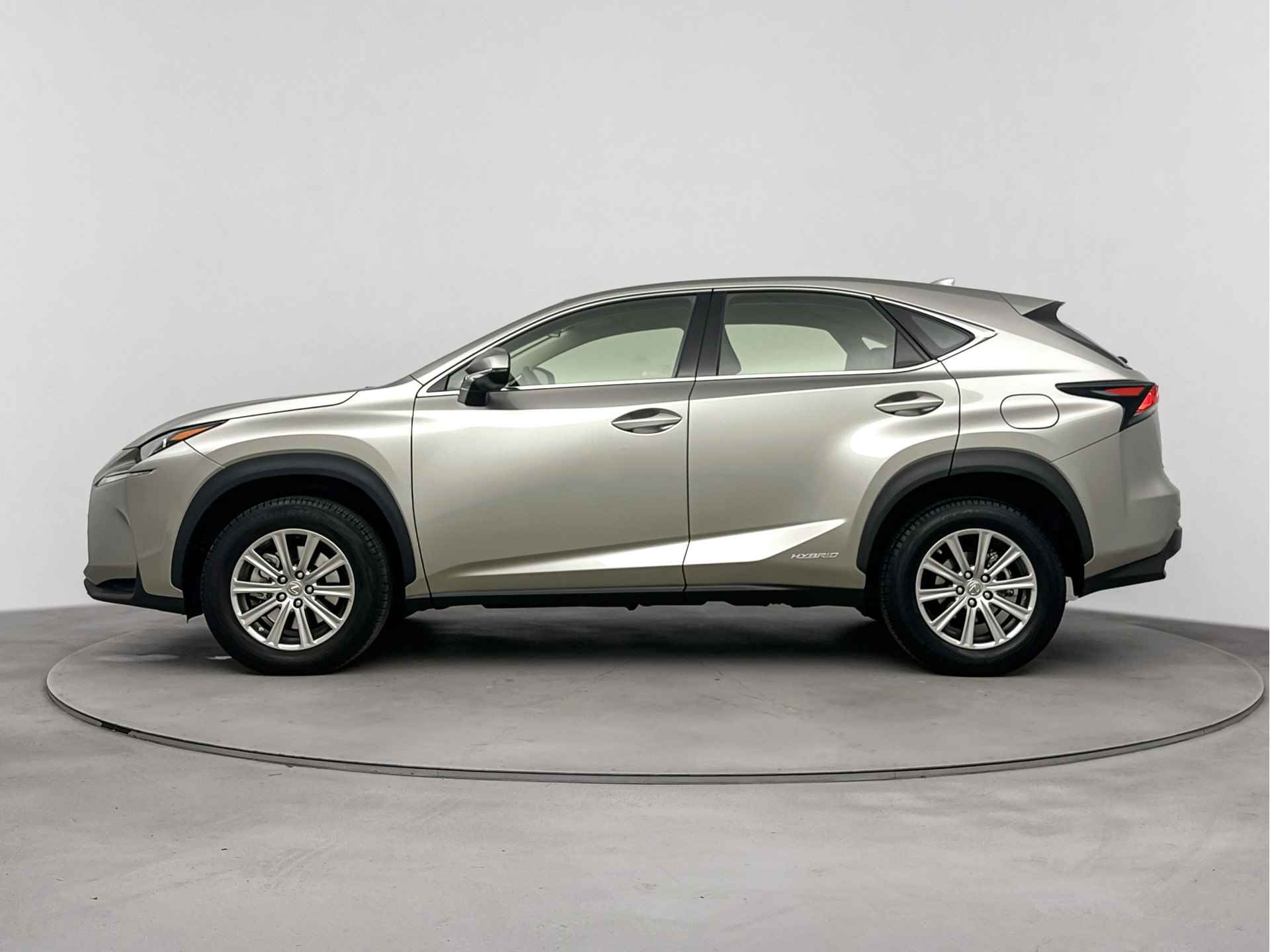 Lexus NX 300h | Navigatie | - 4/41