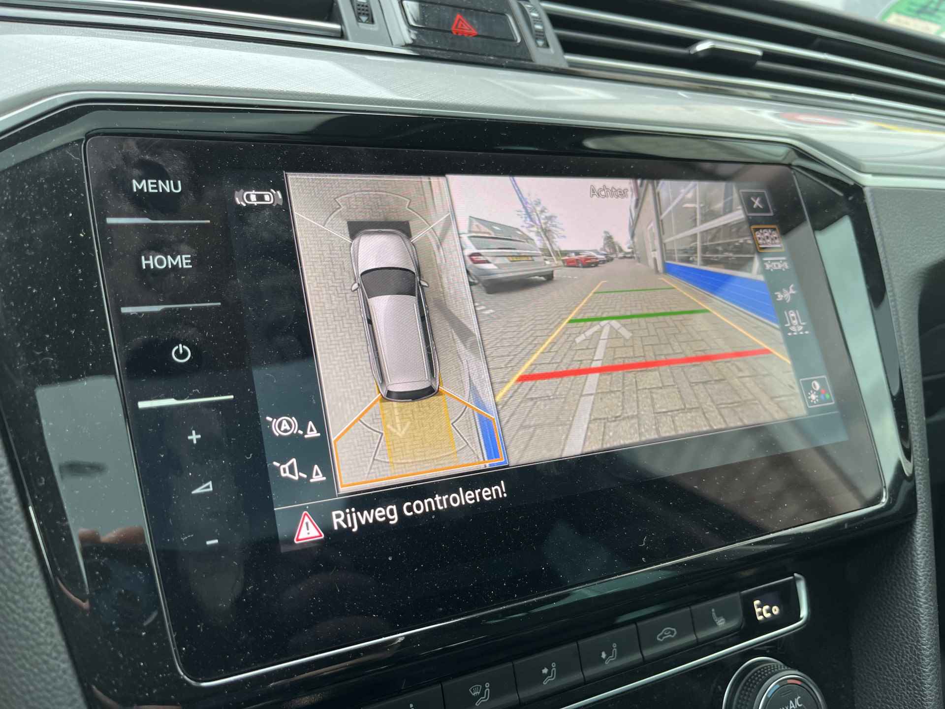 Volkswagen Passat Variant 1.4 TSI PHEV GTE Business / AUTOMAAT/ PANO/ 360 CAMERA/ PARK. SENSOREN/ DCC/ VOLLEDIG LEDER/ MEMORY SEATS/ HEAD-UP DISPLAY/ DODE HOEK/ STOELVERWARM. V&A/ KEYLESS/ ERGO COMFORT/ ADAPT. CRUISE/ APP-CONNECT/ NAVI/ CLIMA/ - 23/36