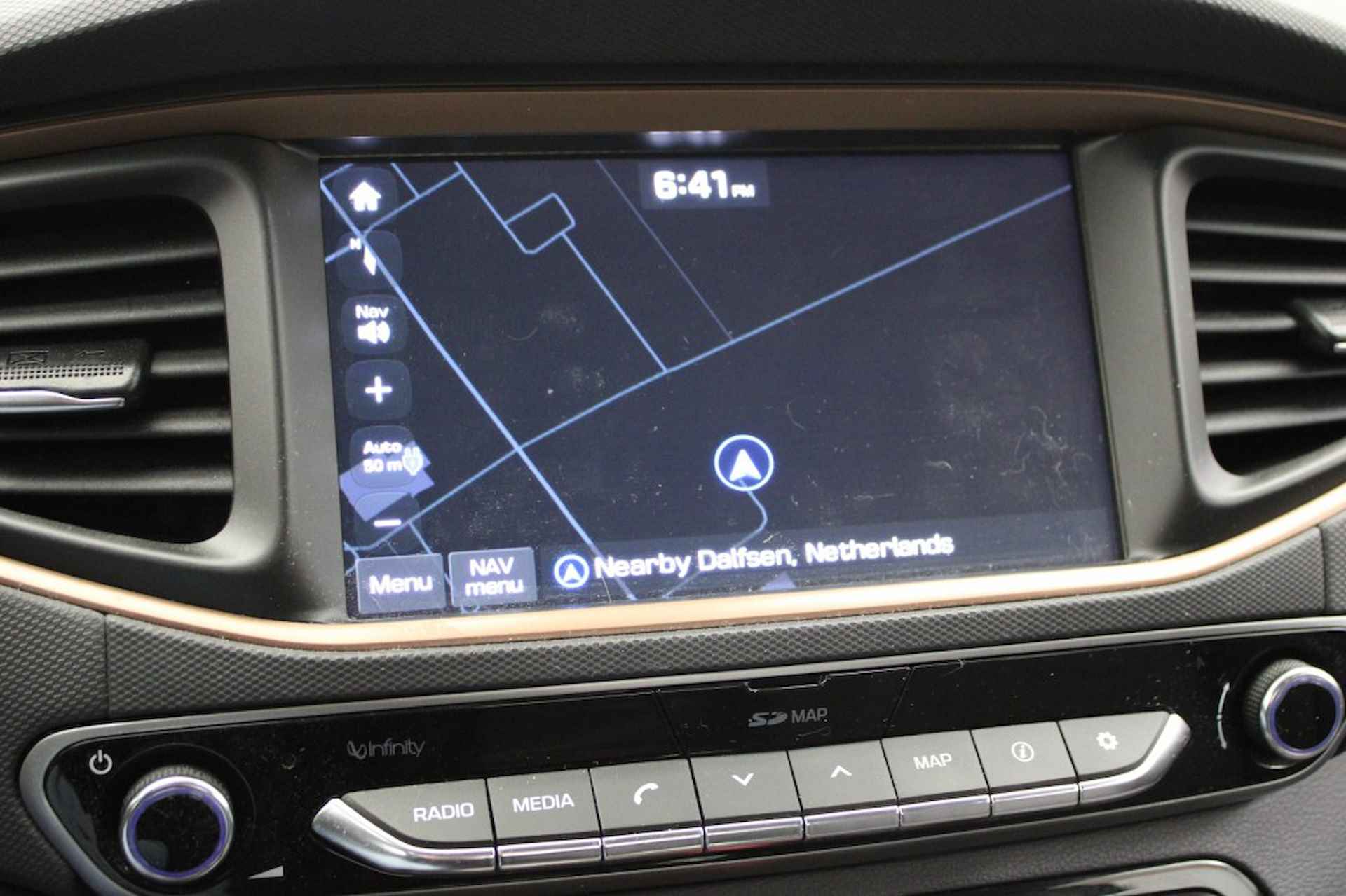 HYUNDAI Ioniq Comfort EV 38 kWh - Carplay, Camera - 19/26