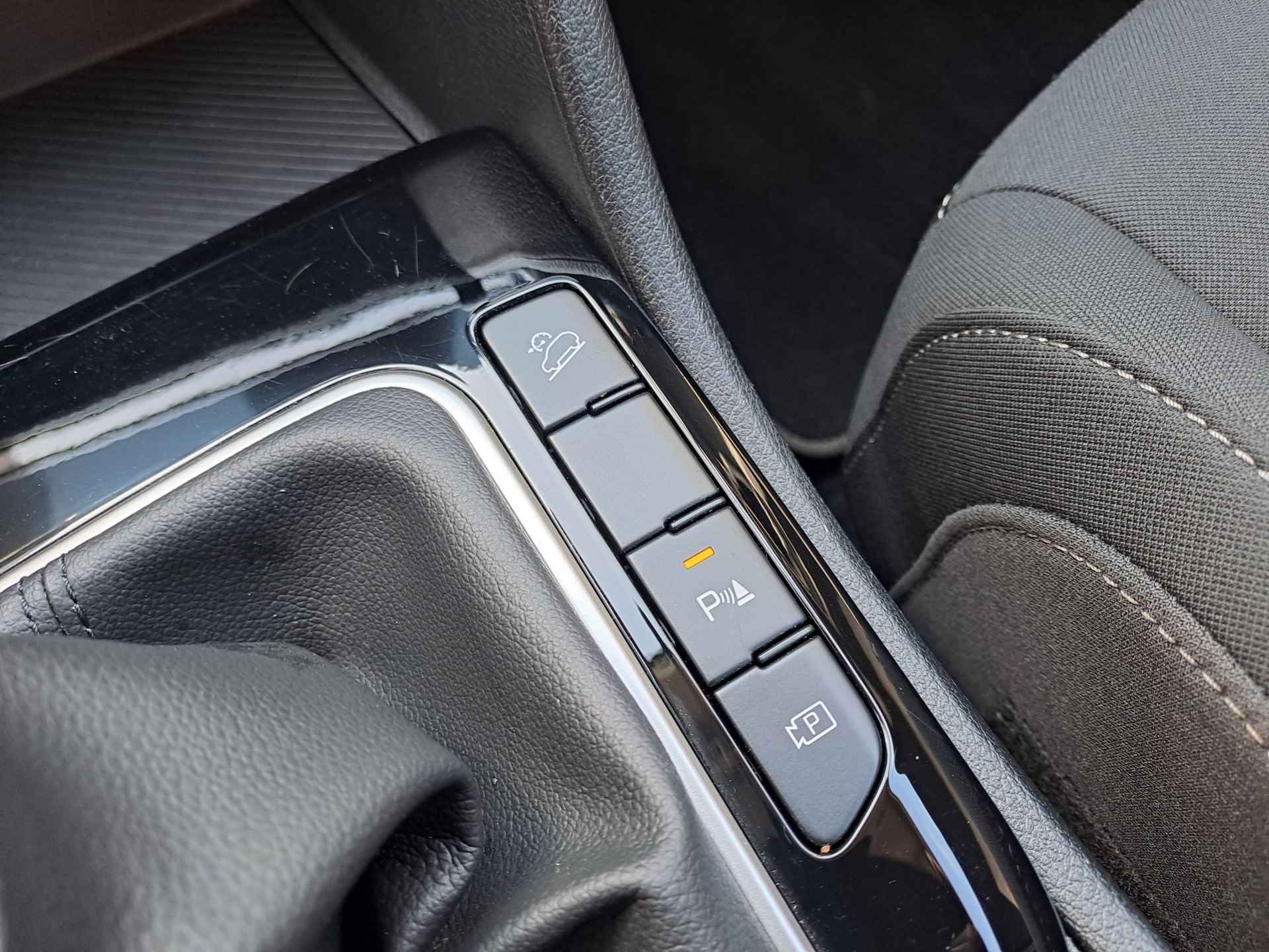 Kia Sportage 1.6 T-GDi MHEV DynamicLine | Trekhaak | Navi | Camera | Apple Carplay/Android Auto - 28/43