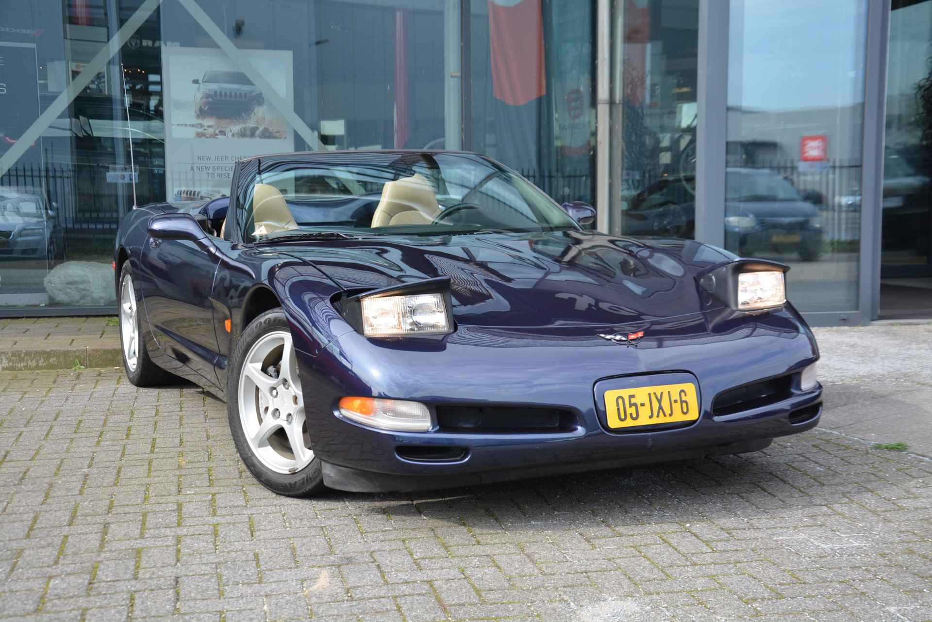 Chevrolet Corvette 5.7 Convertible | Automaat - 7/33