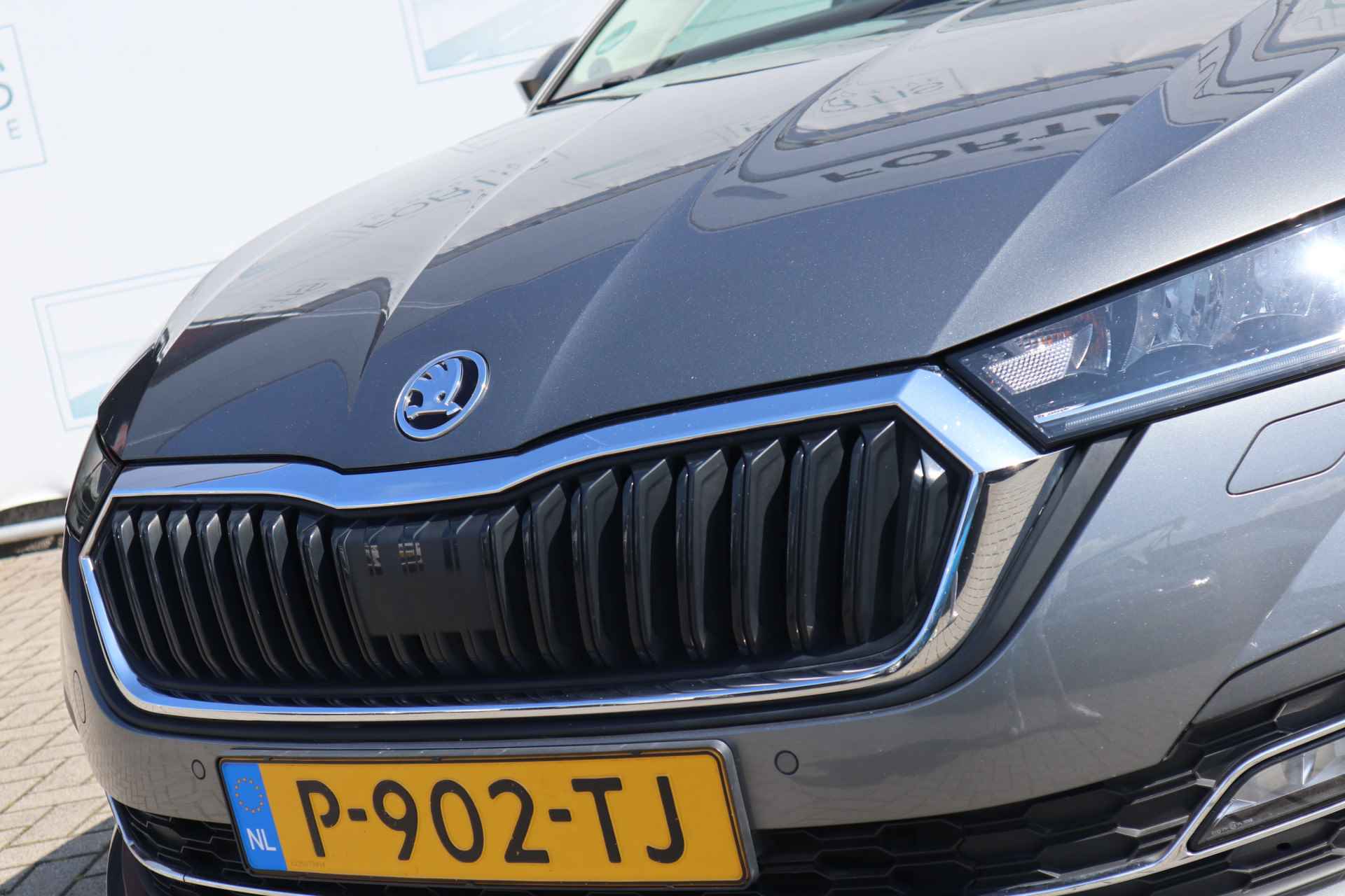 Škoda Octavia Combi 1.0 TSI Business Edition Plus NL-AUTO | ELEKTRISCHE KLEP | STOELVERW | CARPLAY | SFEERVERL | - 14/37