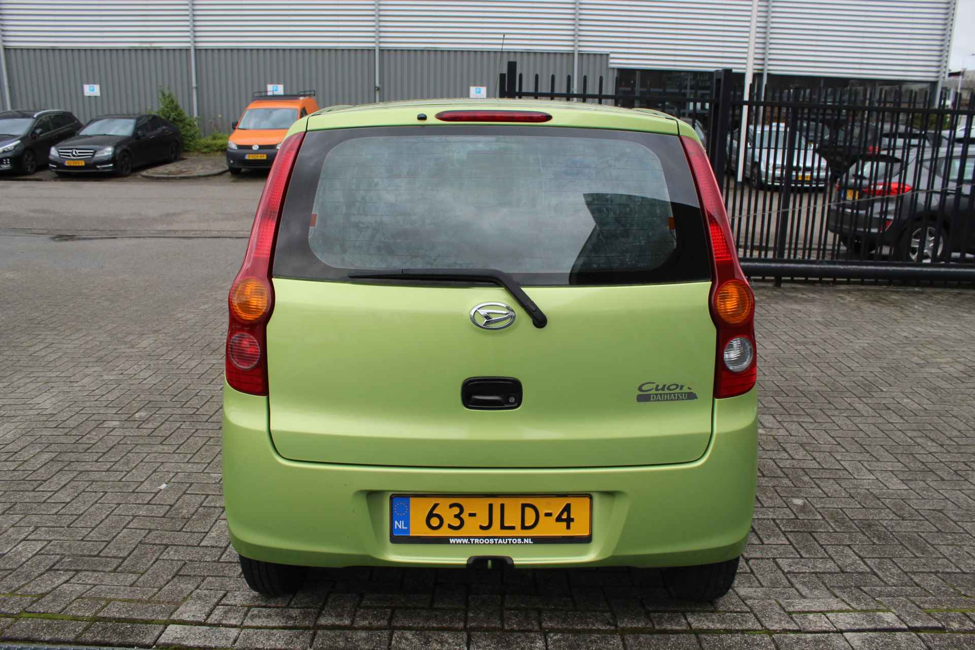 Daihatsu Cuore 1.0 Trend Automaat Verschuifbare achterbank/Airco/Origineel NL/Dealer Onderhouden/Eerste Eigenaar/Slechts 53.000KM!!! - 11/18