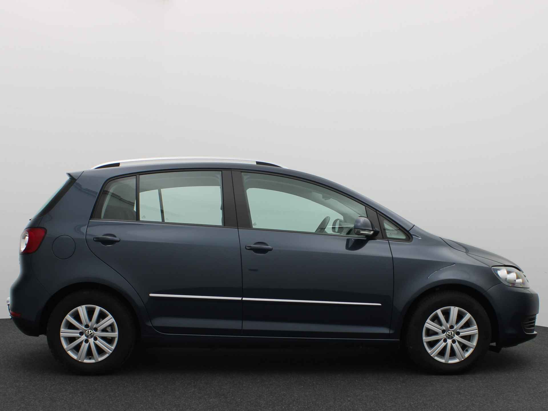 Volkswagen Golf Plus 1.2 TSI Comfortline BlueMotion 1STE EIG / TREKHAAK / CLIMA / CRUISE / DEALER OH / NL-AUTO - 16/42