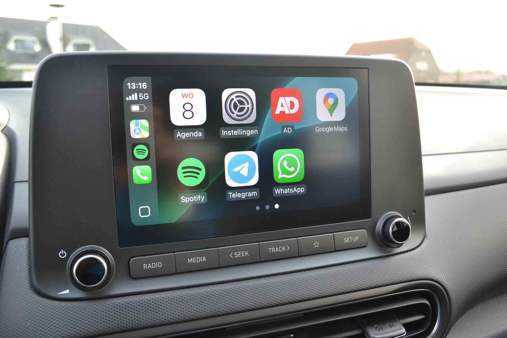 Hyundai KONA 1.6 HEV COMFORT|CARPLAY|CAMERA|TWO TONE - 16/37