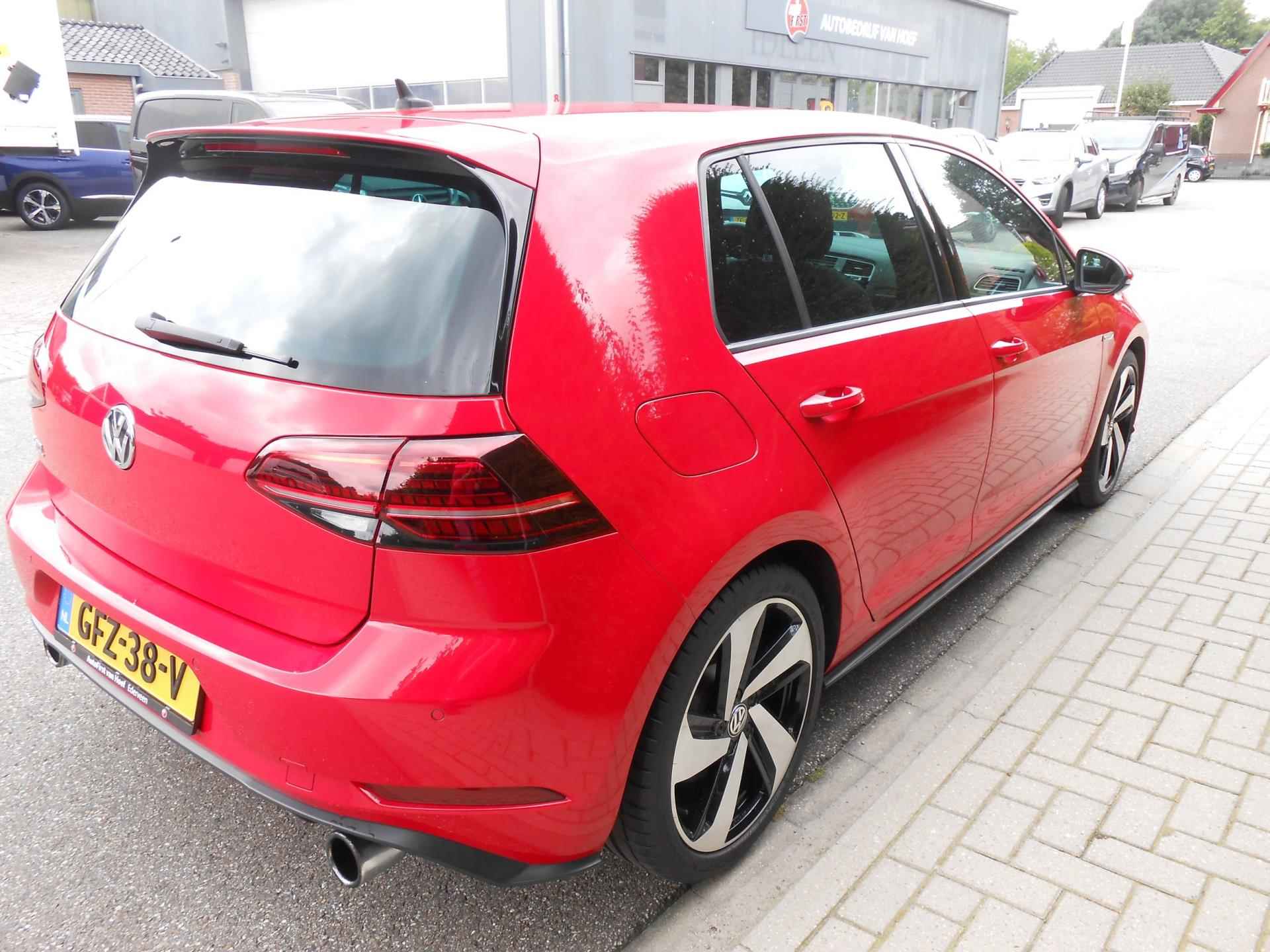 Volkswagen GOLF 2.0 TSI GTI Performance - 8/55