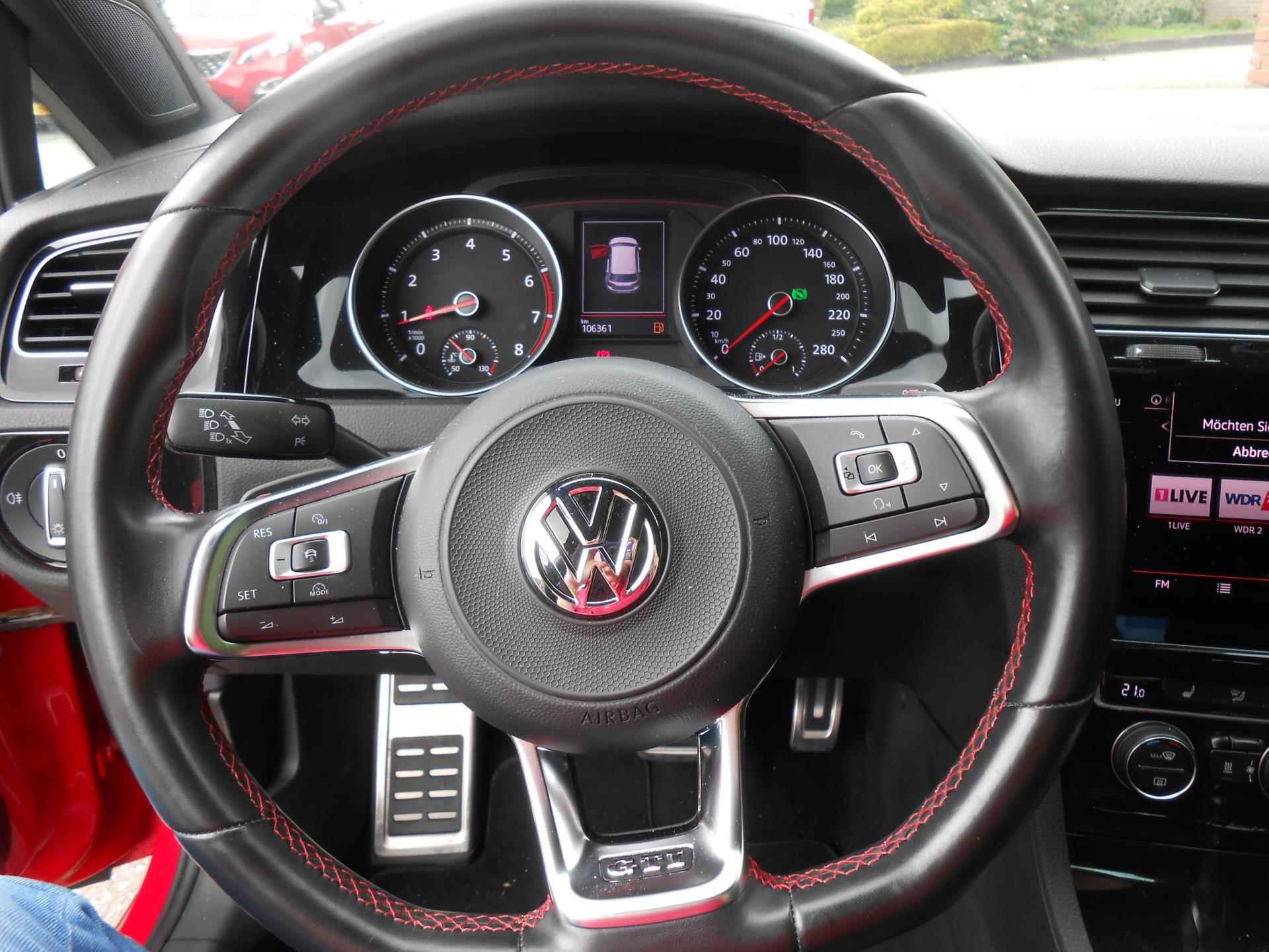 Volkswagen GOLF 2.0 TSI GTI Performance - 24/55