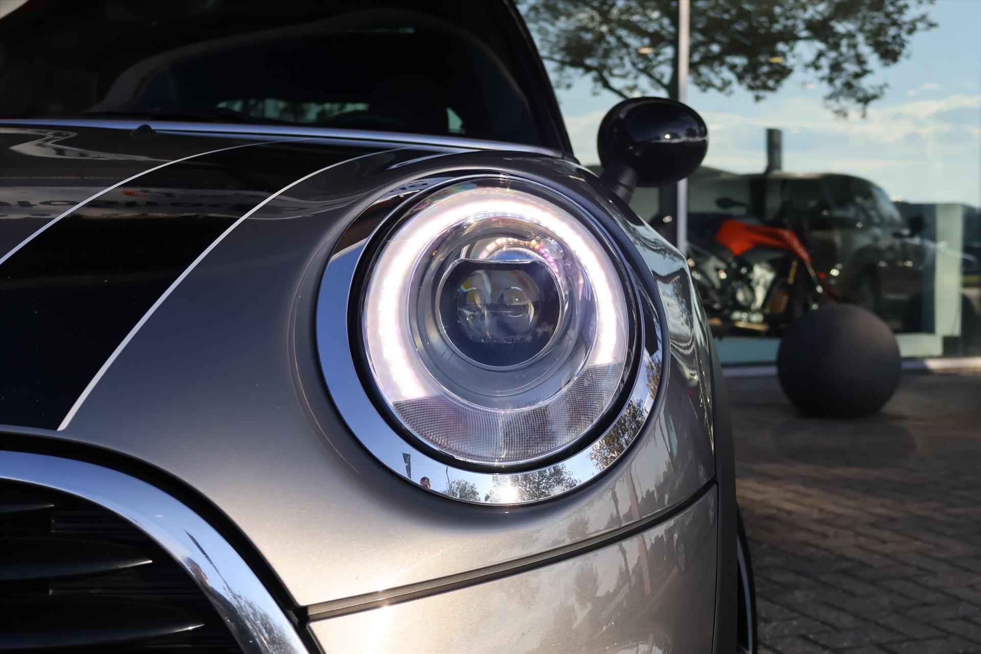 Mini Cooper JCW 1.5 136PK 5-Deurs AUT | Pano | Navi | Stoelverwarming | LED | Climate - 12/47