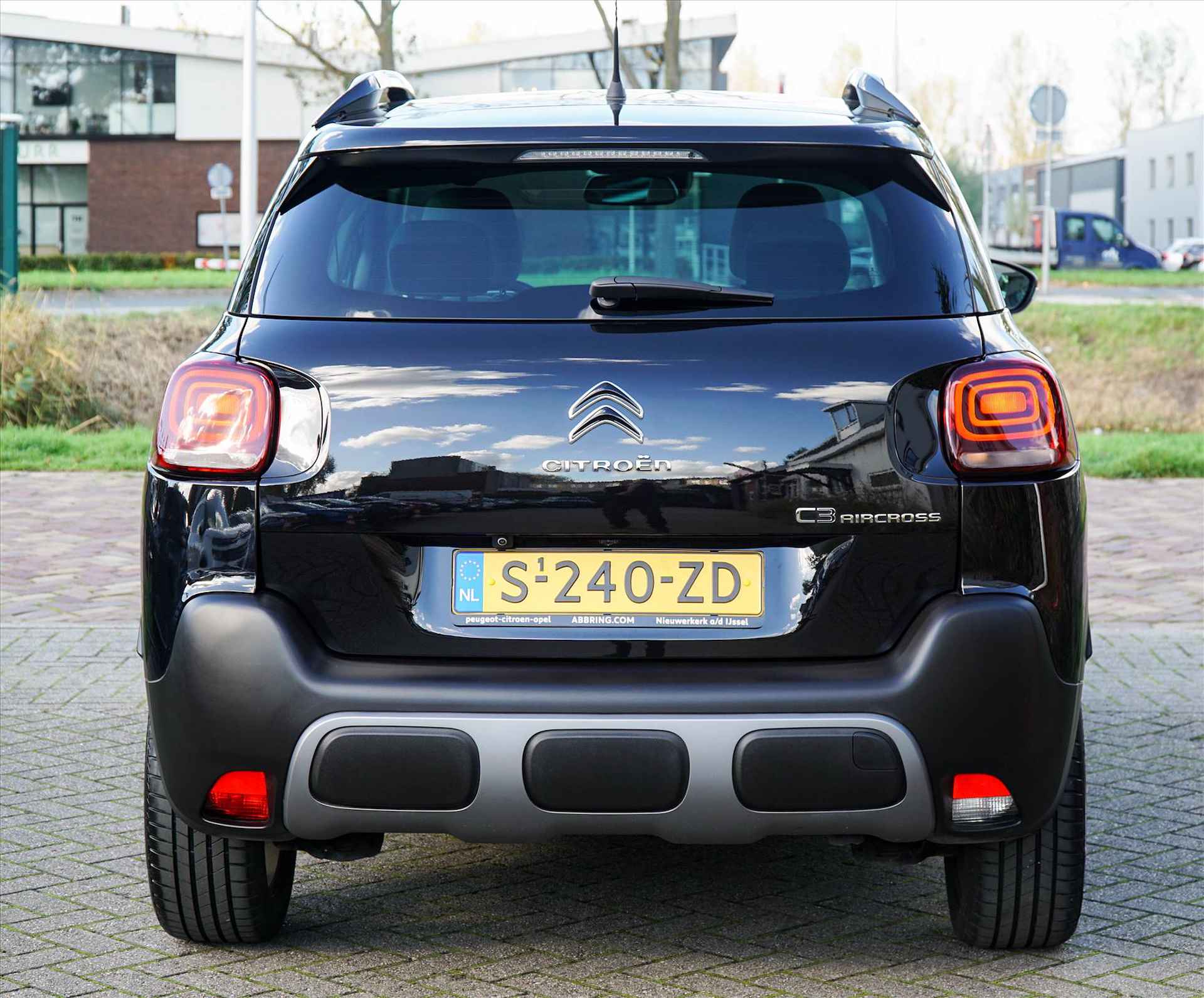 CITROEN C3 Aircross Shine automaat € 37.460,- nieuwprijs - 28/34