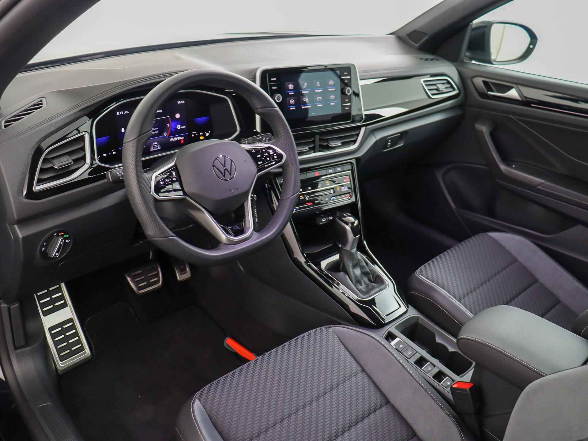 Volkswagen T-Roc Cabrio 1.5 TSI 150PK R-Line DSG | Navi | Camera | Stoel- en stuurverwarming | Adaptive Cruise | Apple CarPlay | Park Assist | 17" LM | - 3/55