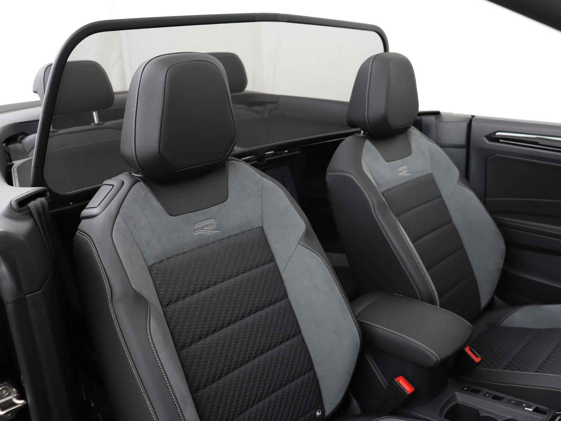 Volkswagen T-Roc Cabrio 1.5 TSI 150PK R-Line DSG | Navi | Camera | Stoel- en stuurverwarming | Adaptive Cruise | Apple CarPlay | Park Assist | 17" LM | - 23/55